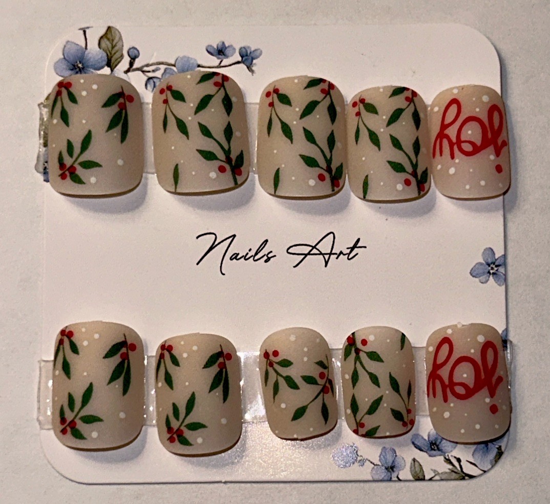 24Pcs Christmas Press on Nails Short (Pack of 24), Multicolor