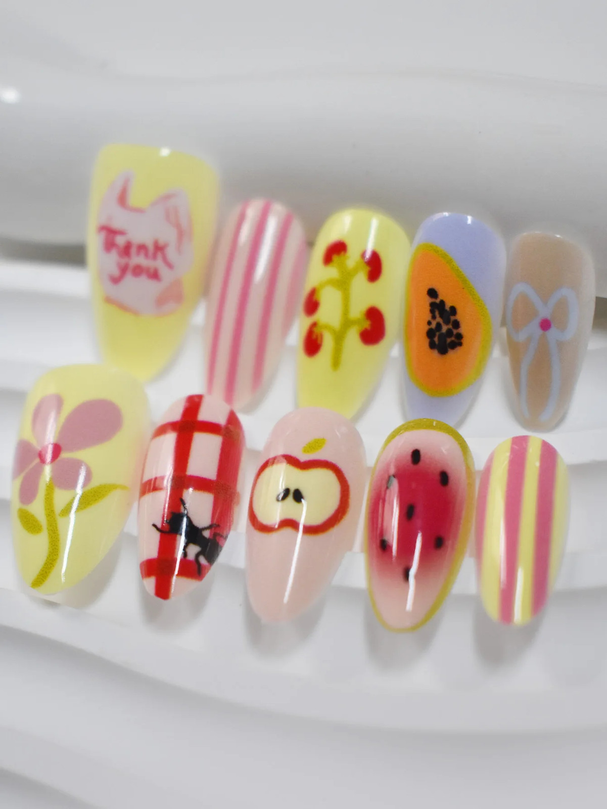 10pcs Cute Flower Fruit Pink Almond Press On False Nails