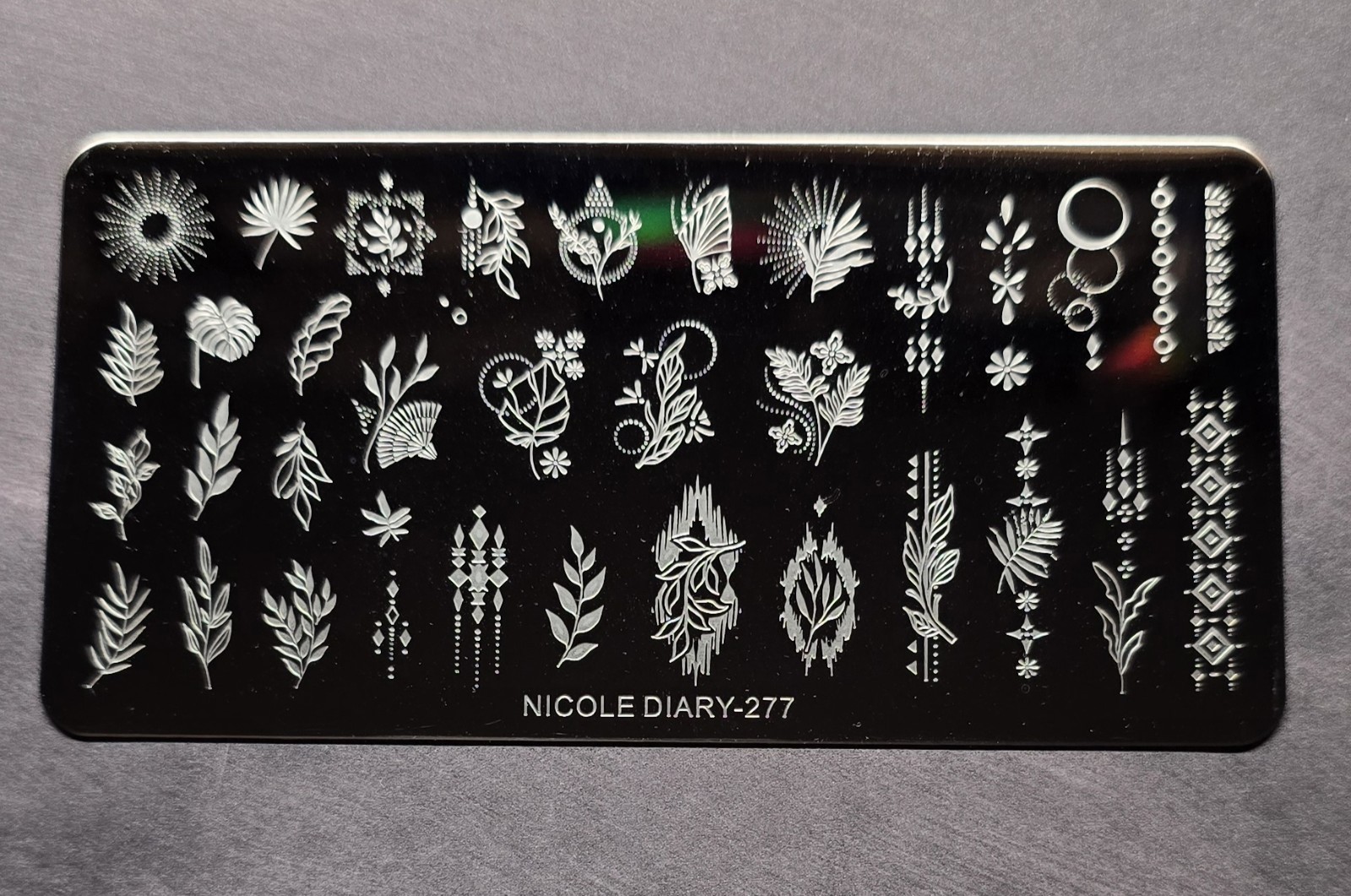 Nicole Diary 277 Nail Stamp Plate Flower Leaf Leaves Nature Line Art Plaid Swirl
