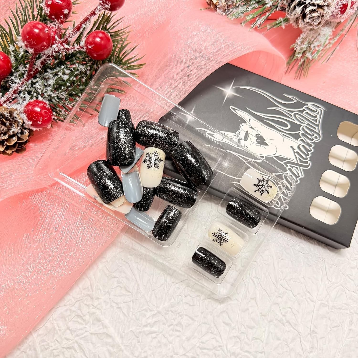 Black Press on Nails Medium Square Fake Nails with Designs Snowflake Stick