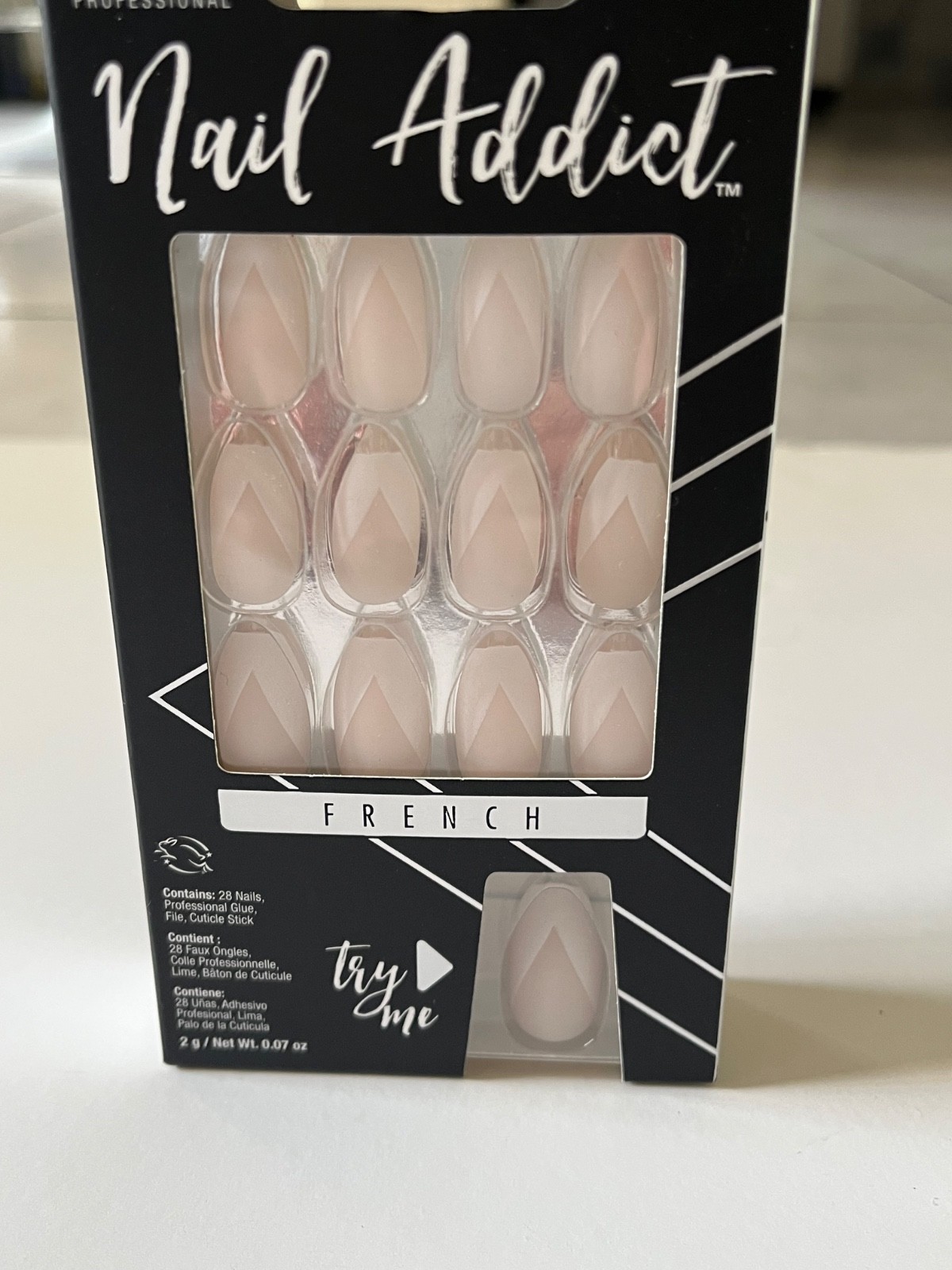 Nail addict ARDELL French include 28 nails,glue and cuticle stick