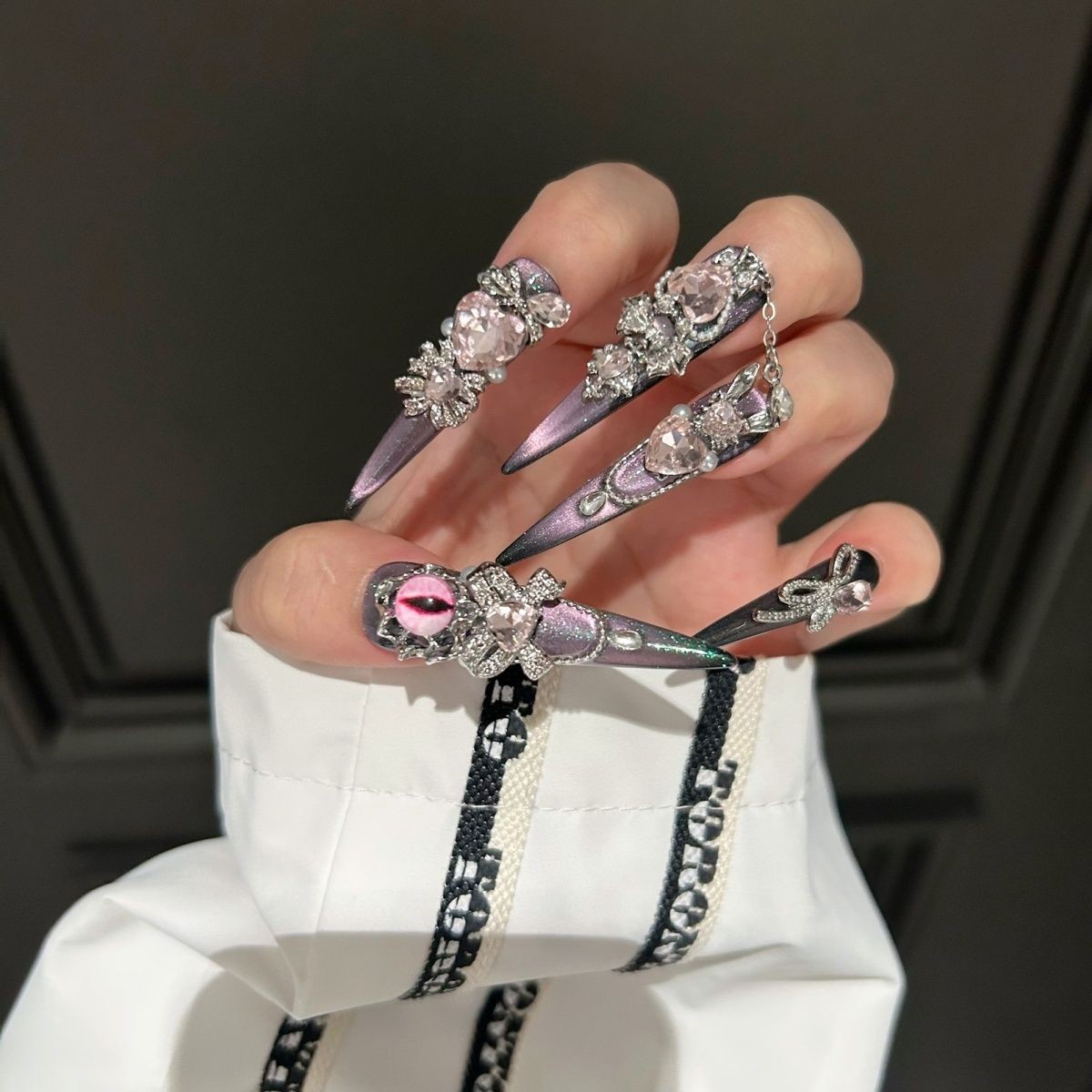 Bian 2 Handmade Luxury Pink Gradient Cat Eye Press On Nails