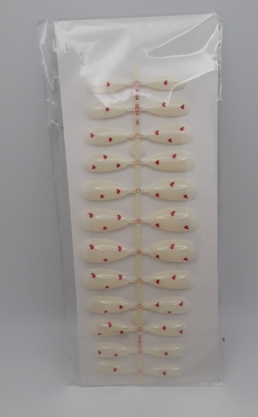 Trendy Red Hearts Cream Colored Reusable Press-On Nails Medium Length 24 Pieces