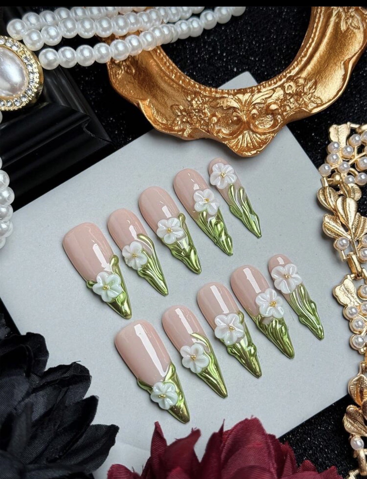 Handmade, 10 Pcs 3D floral stiletto-shaped press-on nails and green leaf design