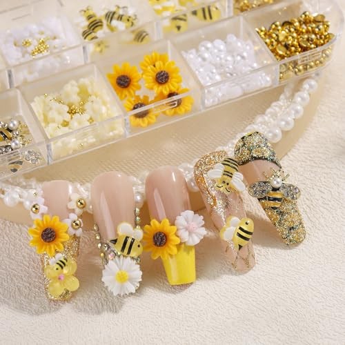 3D Tiny Bee Nail Art Charms, Cute Cartoon Bee Acrylic Sunflower Yellow Bee