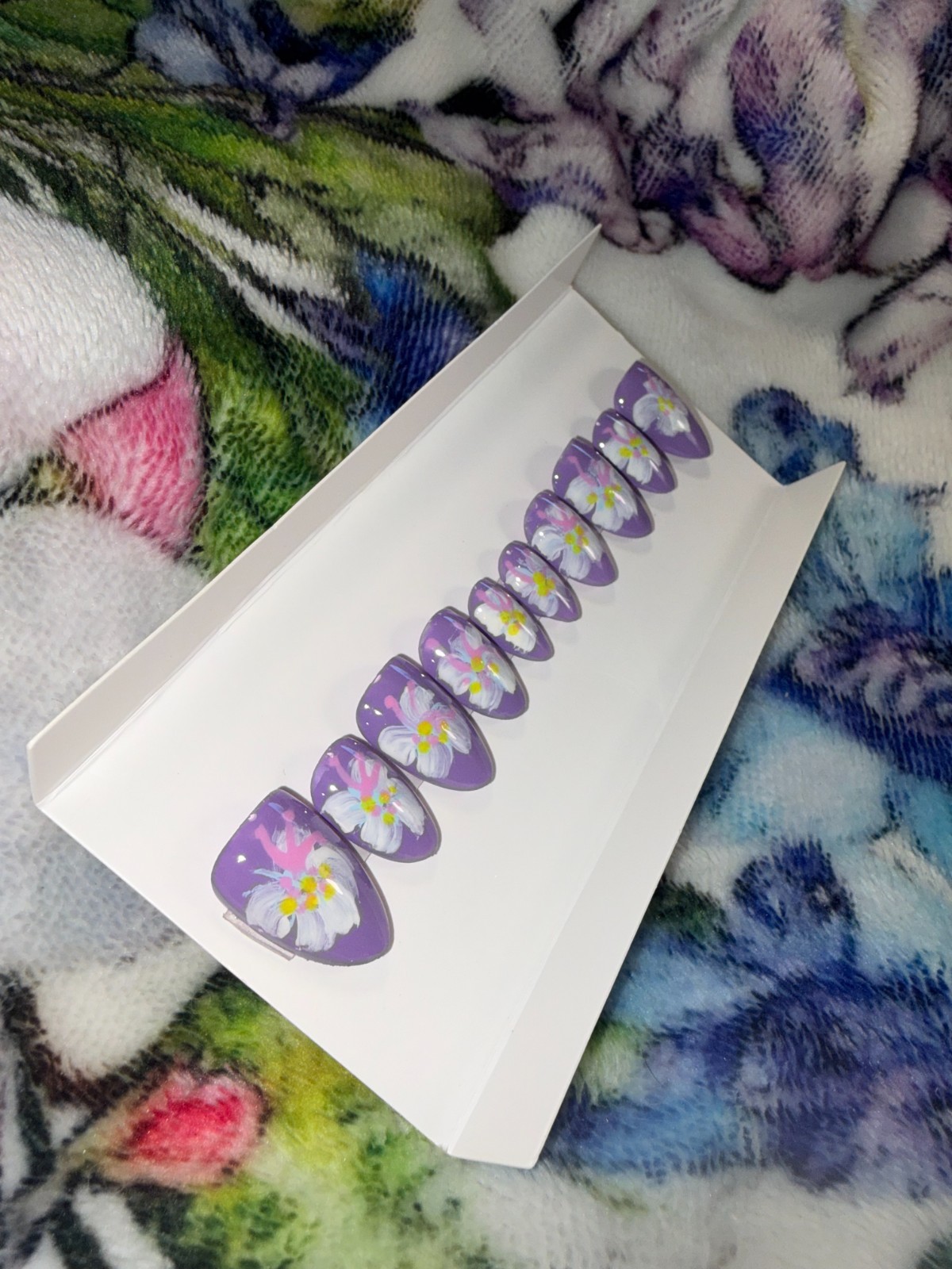 hand painted press on nails Lavender florals