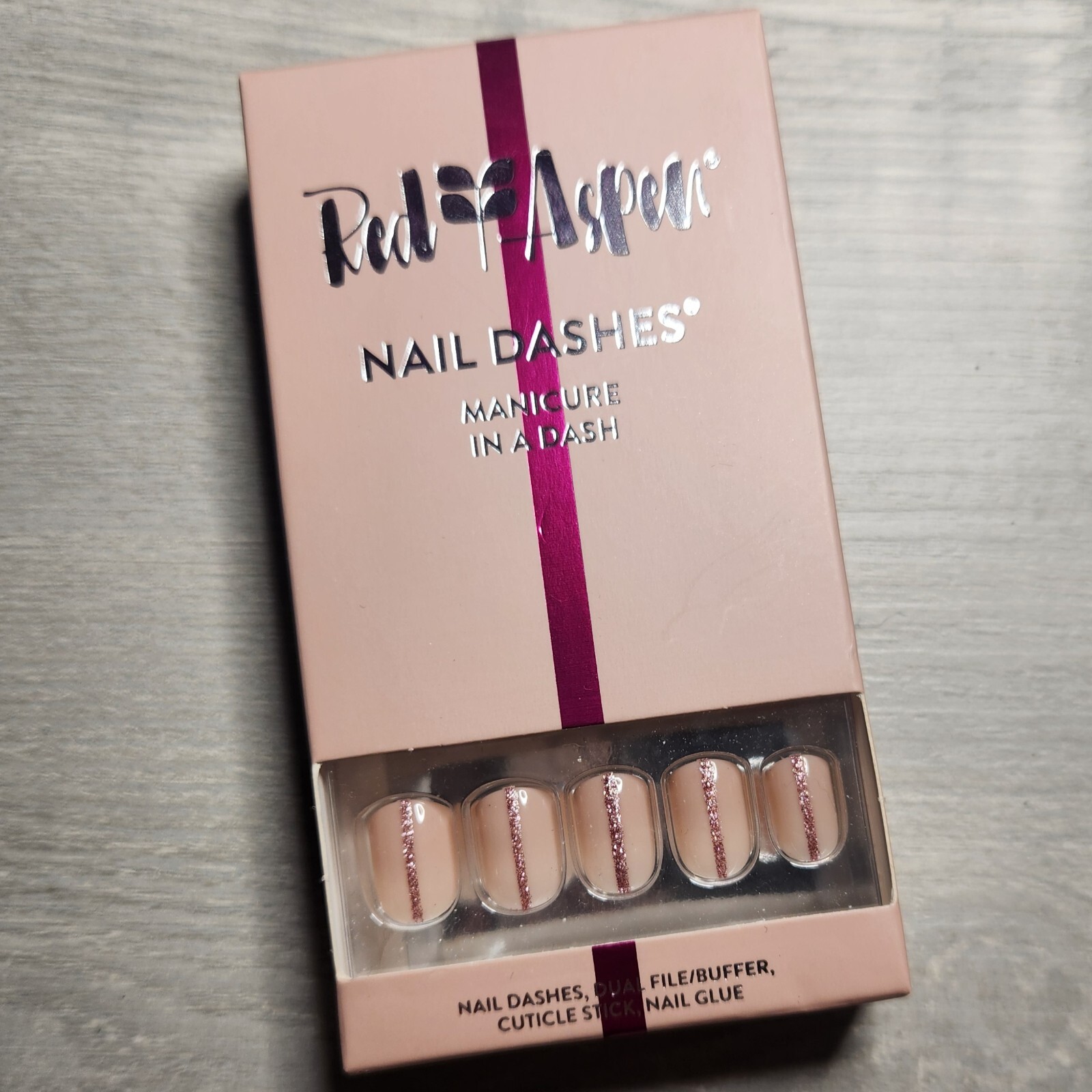 Press On Nails Isabella On the Runway Short Square Dashes Red Aspen