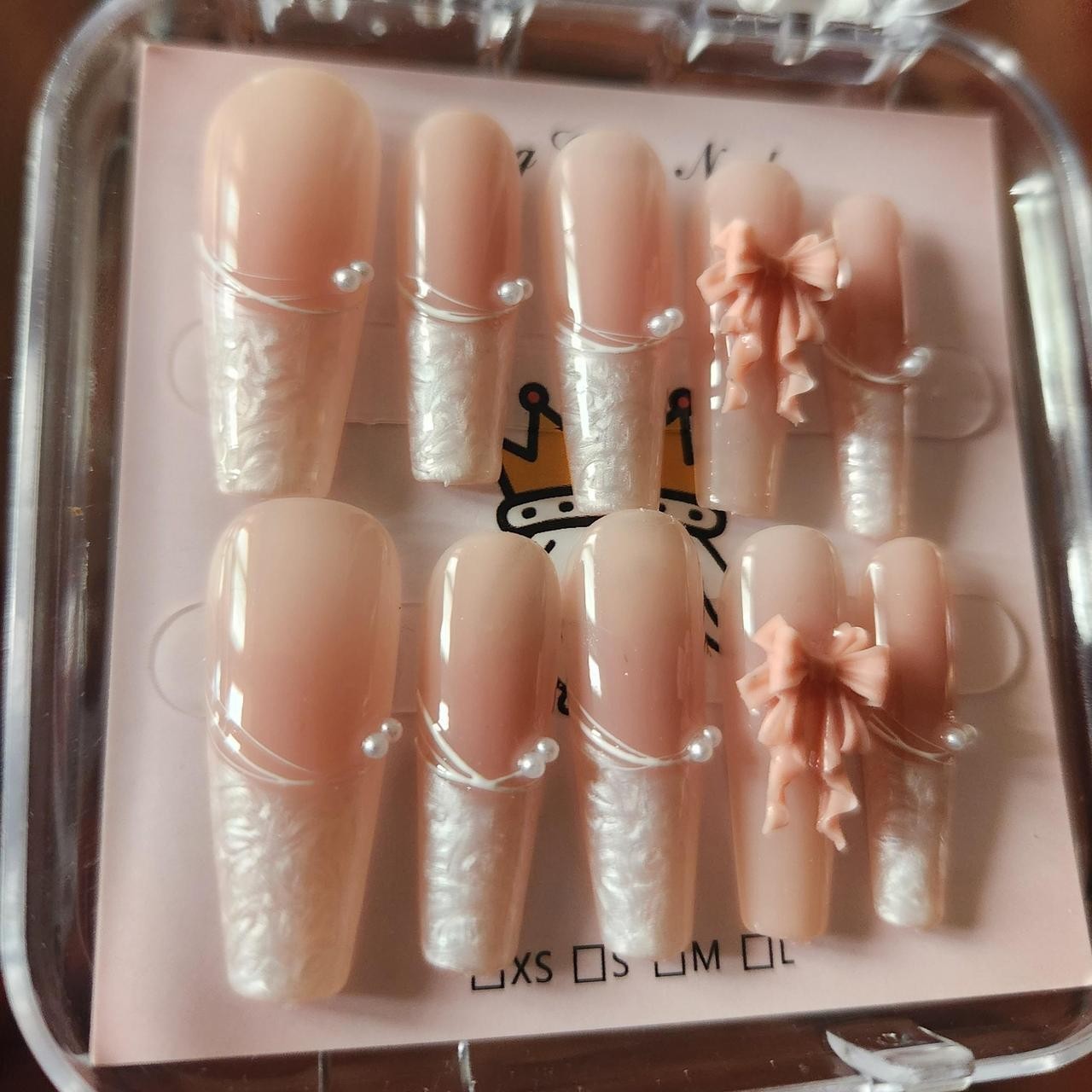 Pink & pearlescent French Tip Press-on Nails w/ Pearls & Bows. 3.0 Coffin. Sz S.