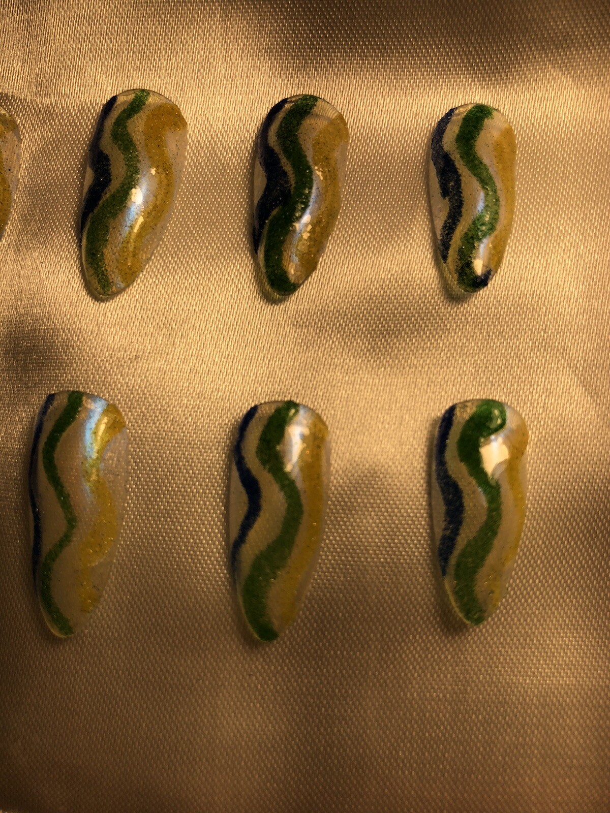 Z NAILZ! Gorgeous Set of Long Clear Almond MARDI GRAS Press On Nails W/Glitter