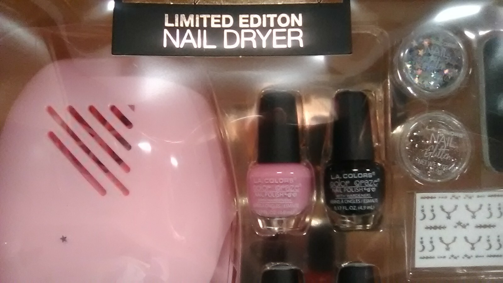 L.A. Colors~Beauty Nail Lounge~At Home Salon Kit~Limited Edition Dryer~10 Pc Set