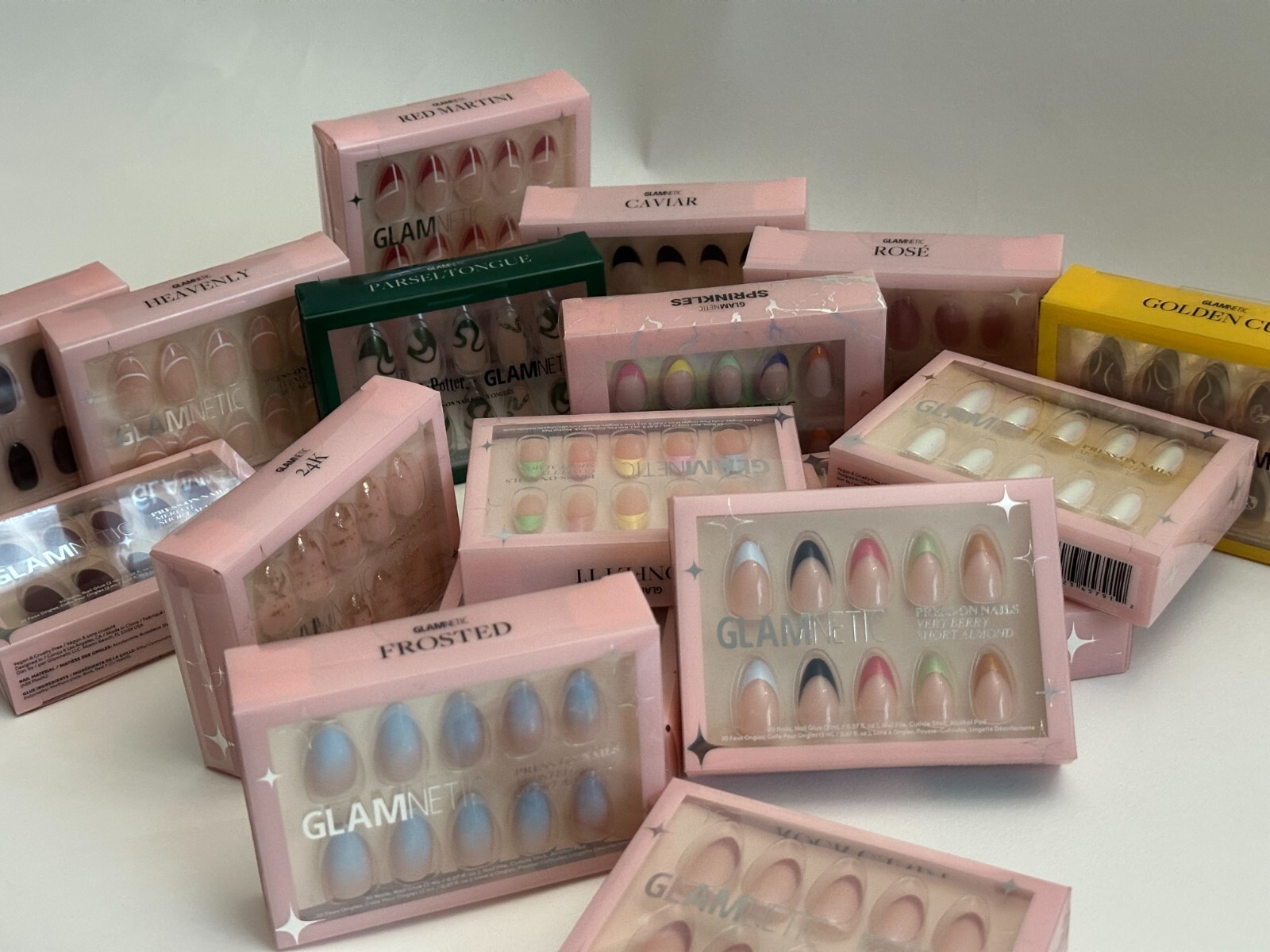 GLAMNETICS Press On Nails VERY BERRY Short Almond BRAND NEW Mullicolor FRENCH