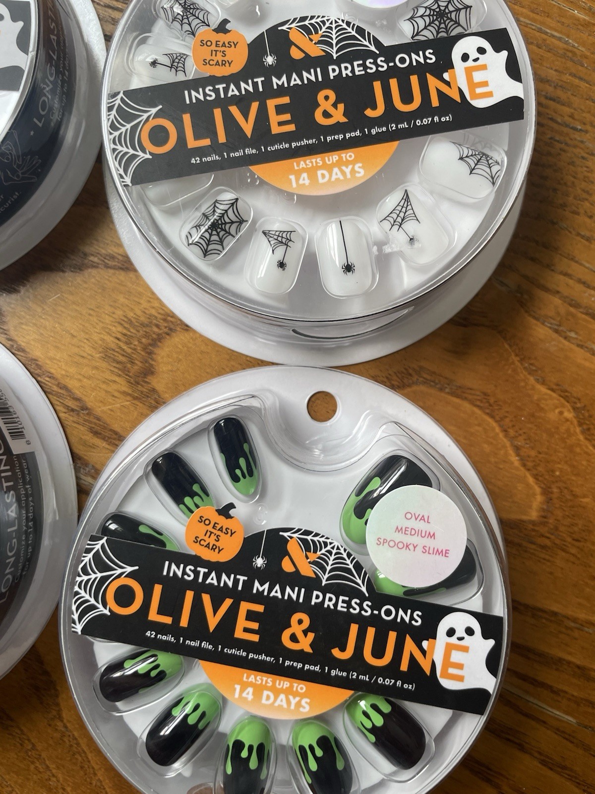 4 Sets of Olive & June Press On Mani Nails Assorted Design Halloween Spooky NEW