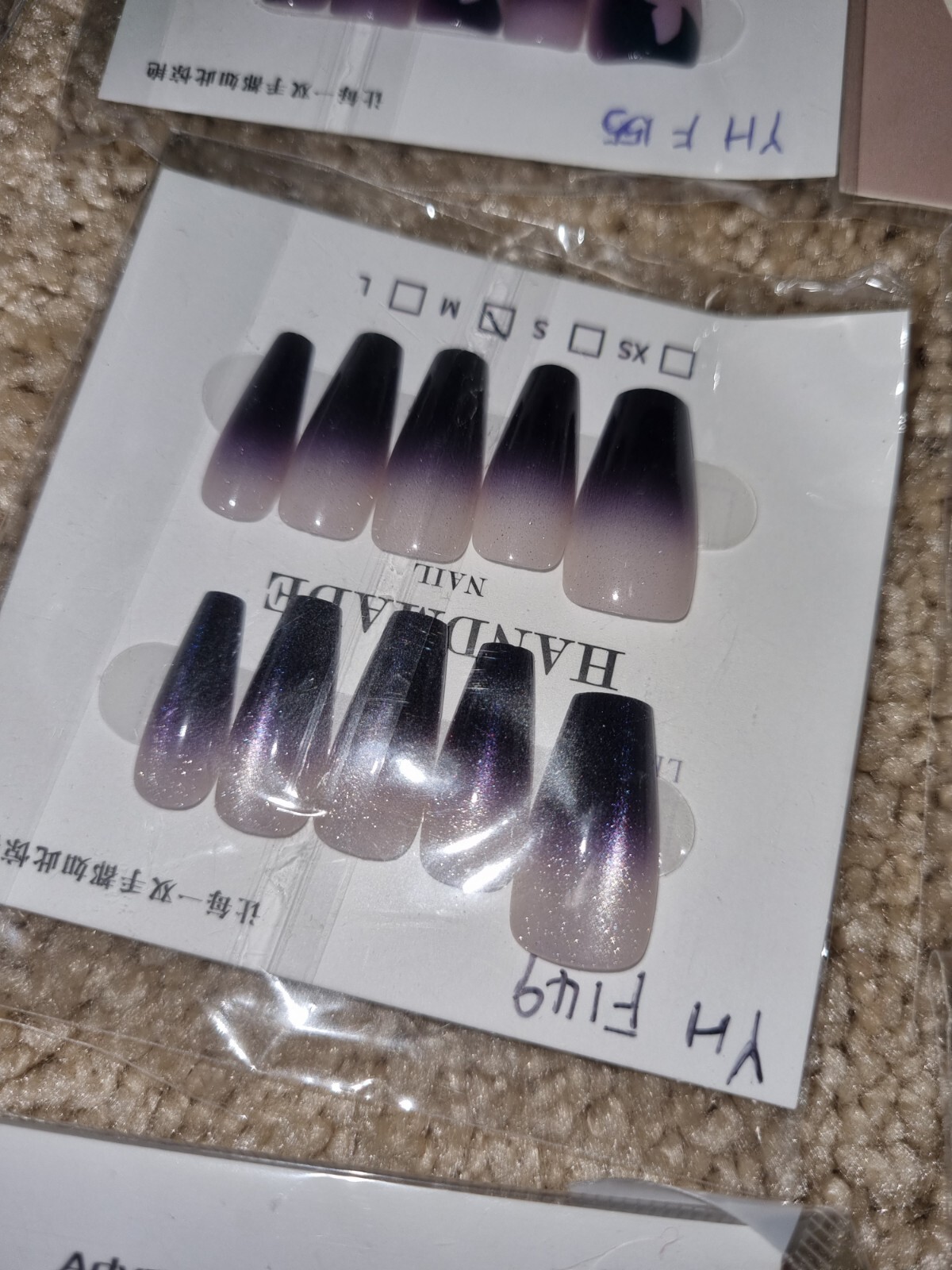 Bundle Of 22 Medium Size Press-on Nail Art Kit Hello Kitty Lotso Kuromi