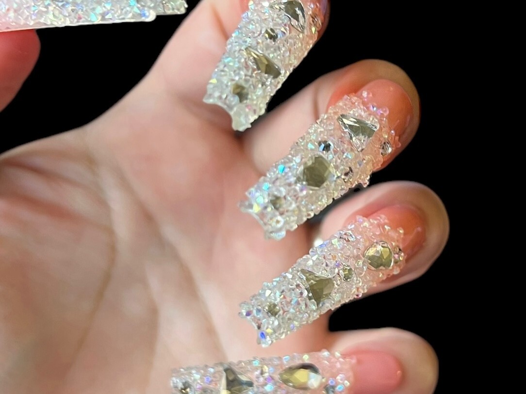 Luxurious Handmade Acrylic Press On Nails – A5 – High Quality, Reusable