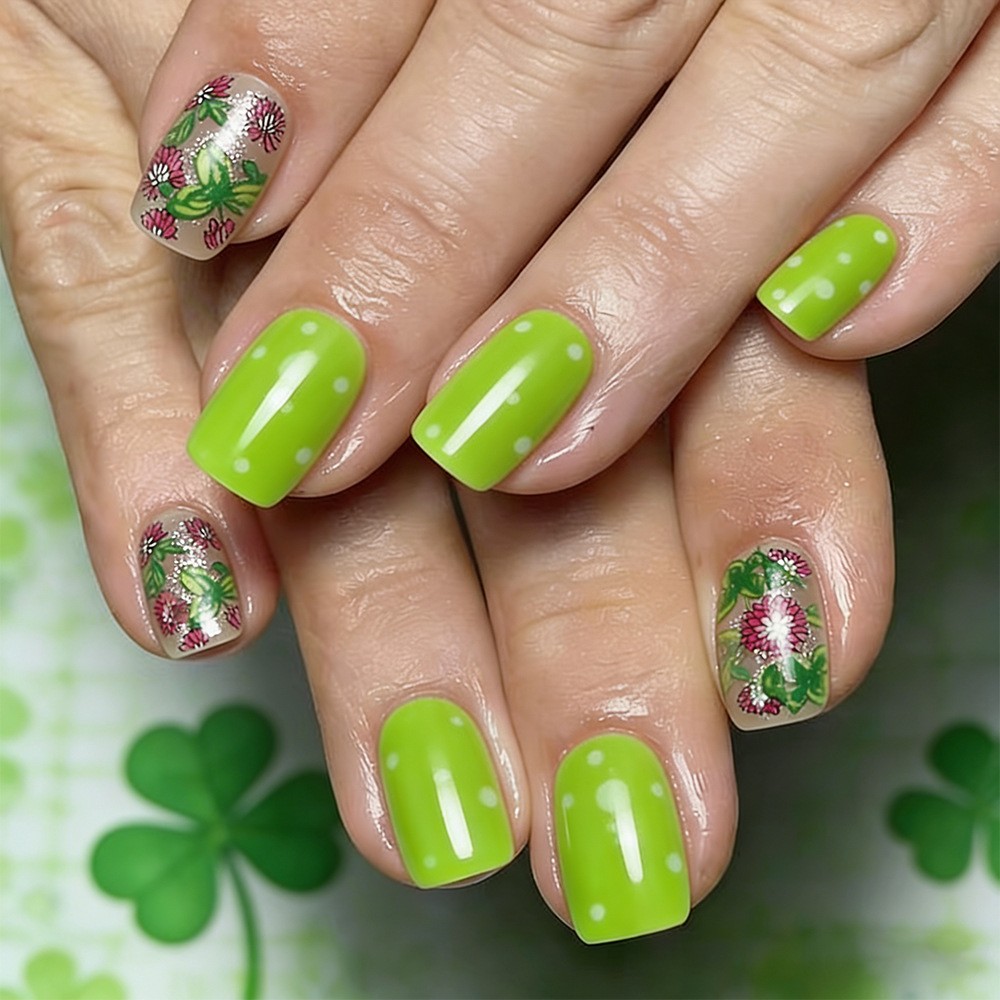 24pcs Green Clover French Press-On Nails. Detachable, Fresh & Festive for Women