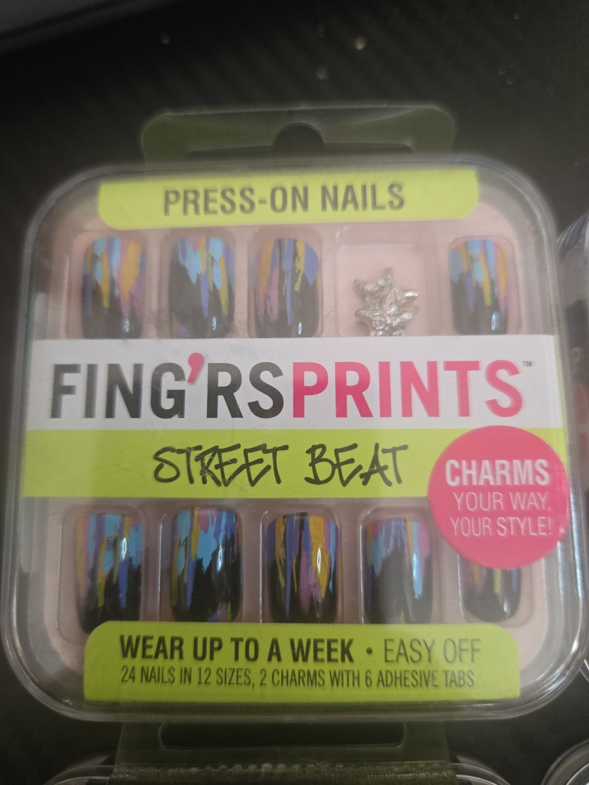 FING’RS PRINTS PRE-GLUED NAILS, Rock Rebel, 4-Pack. (24 COUNT Per-PACK) (G3)
