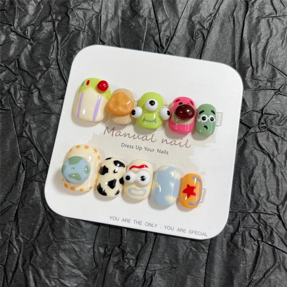 Funny Candy: 10pcs Funny Candy Press on Nails 3D Eye Short Fake Nail Art Tips