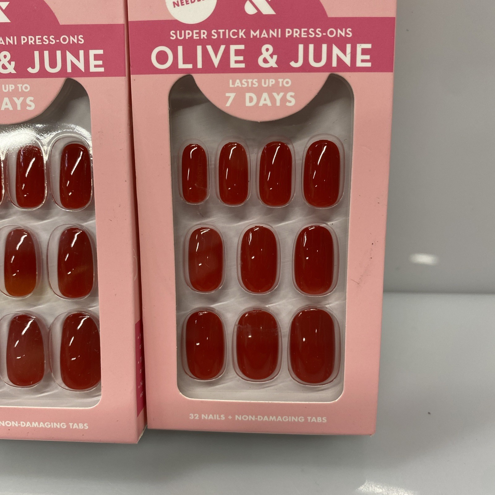 2X Olive & June Super Stick Mani Press-Ons Short Round LOLLIPOP Cherry Red 32 CT