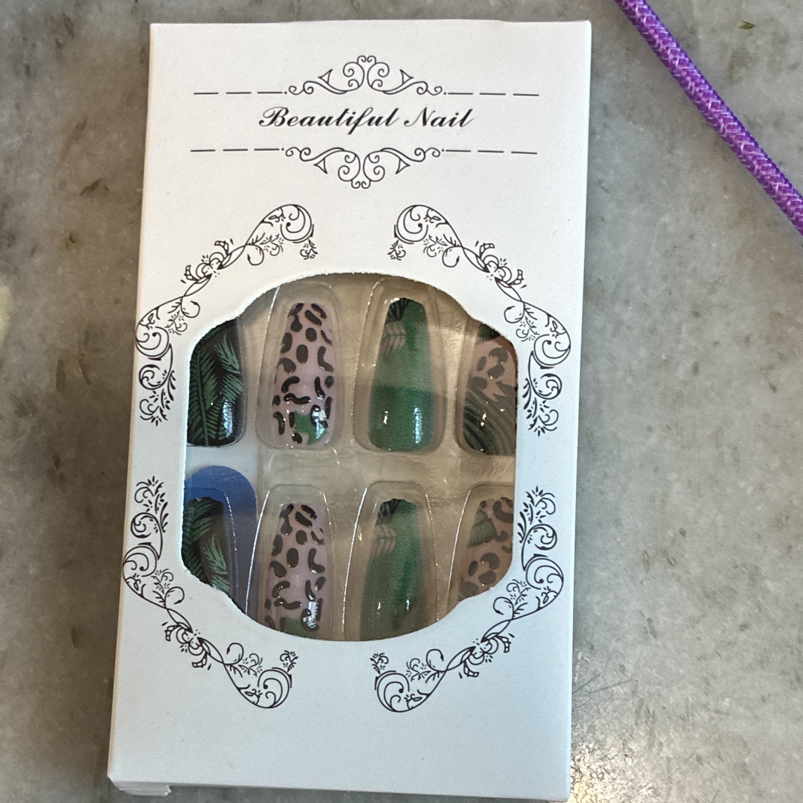 Press-On Nails Pre-Designed Long Coffin Shiny Green/Pink/Black Leopard ABS