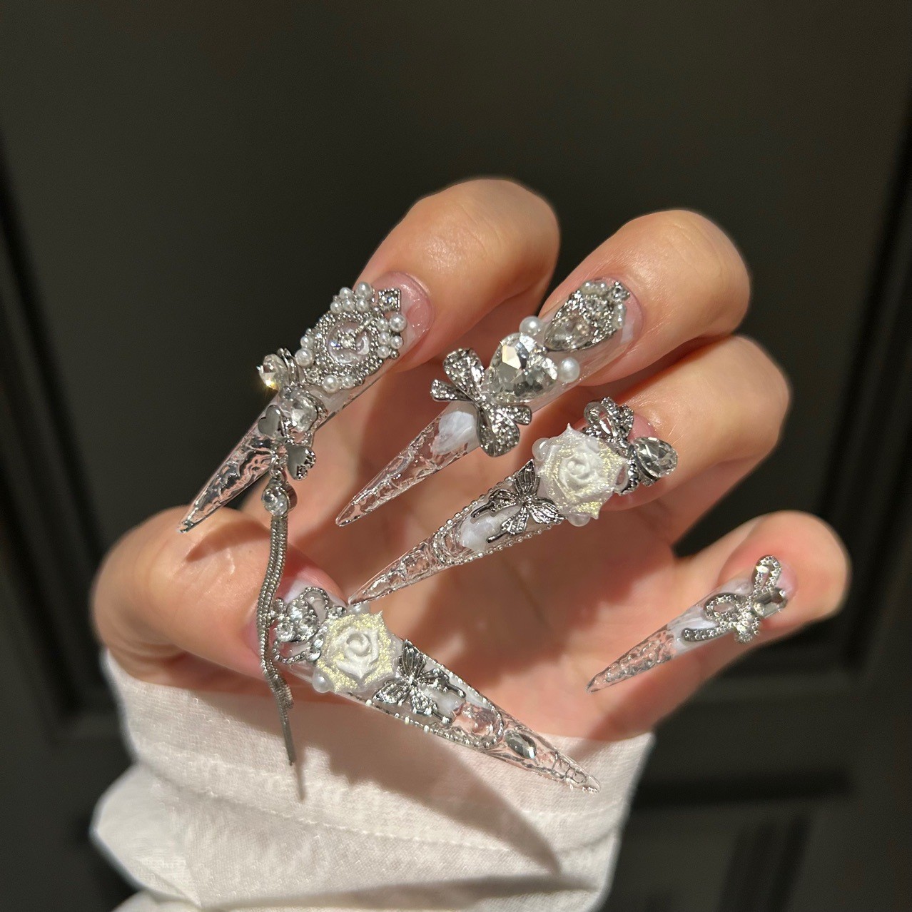 Ruoxue Handmade Luxury Ice Fragment Press On Nails White