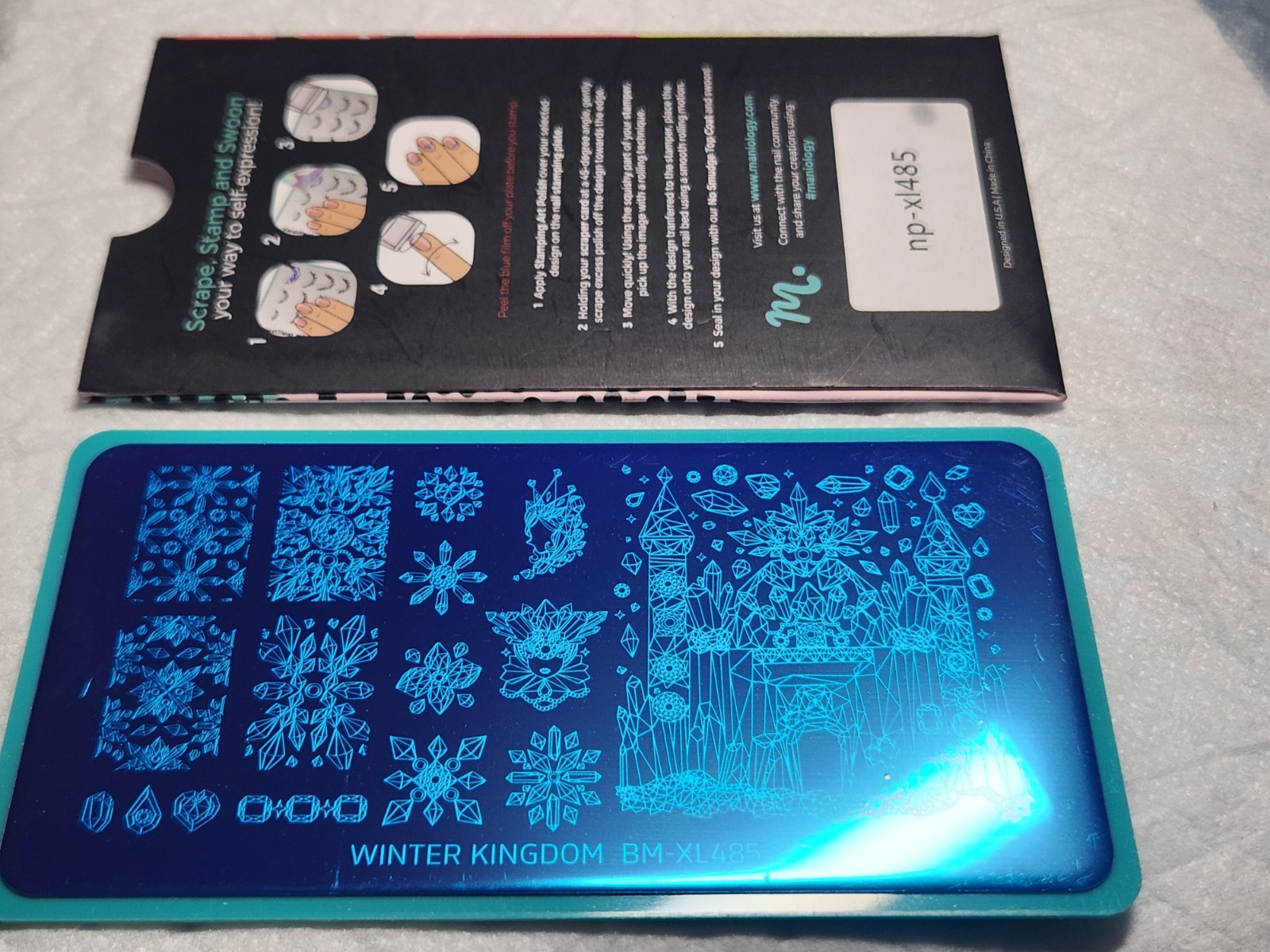 Maniology Nail Stamping Plate Winter Kingdom BM-XL485 – new w/ sleeve