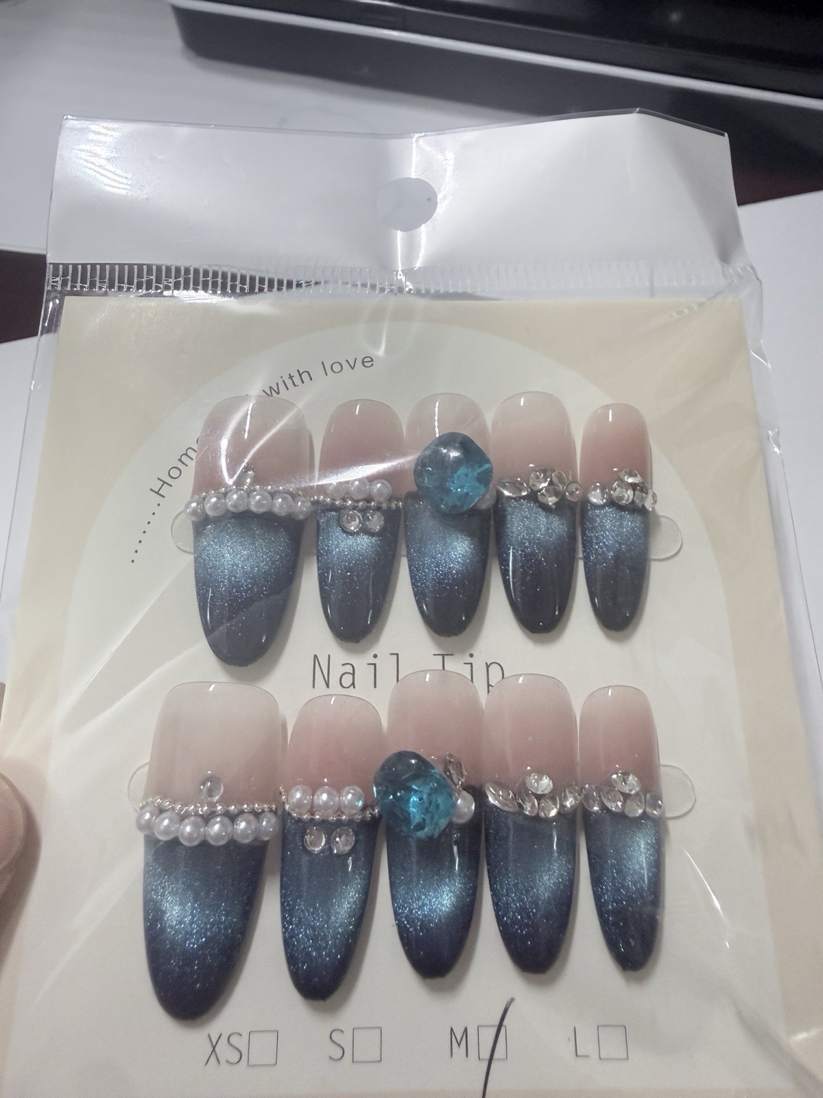 Medium size handmade Press-On Nails Set