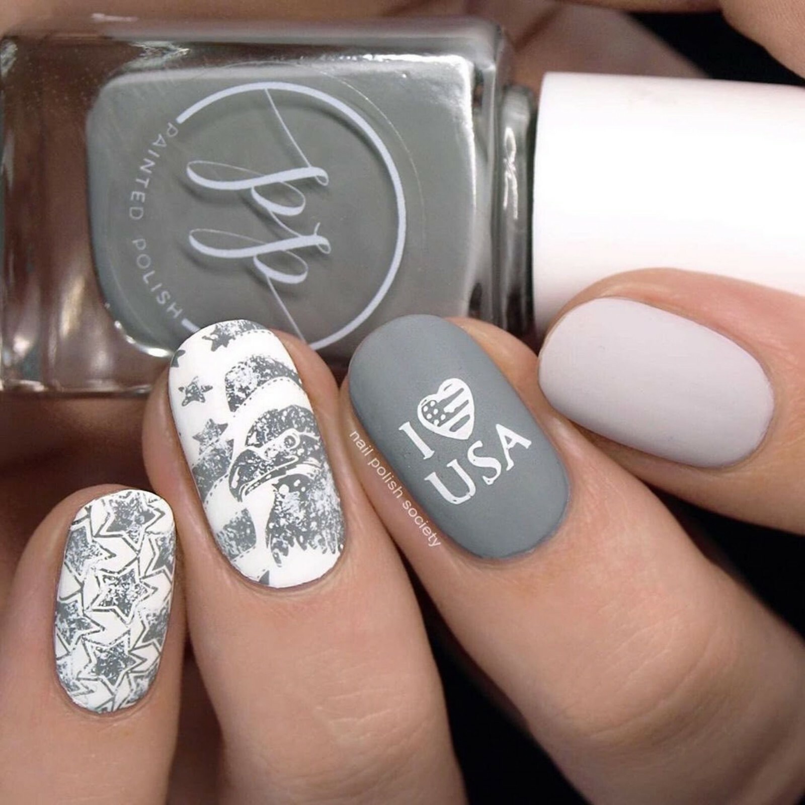 B043 Stars and Stripes Stamping Plate For Stamped Nail Art Design