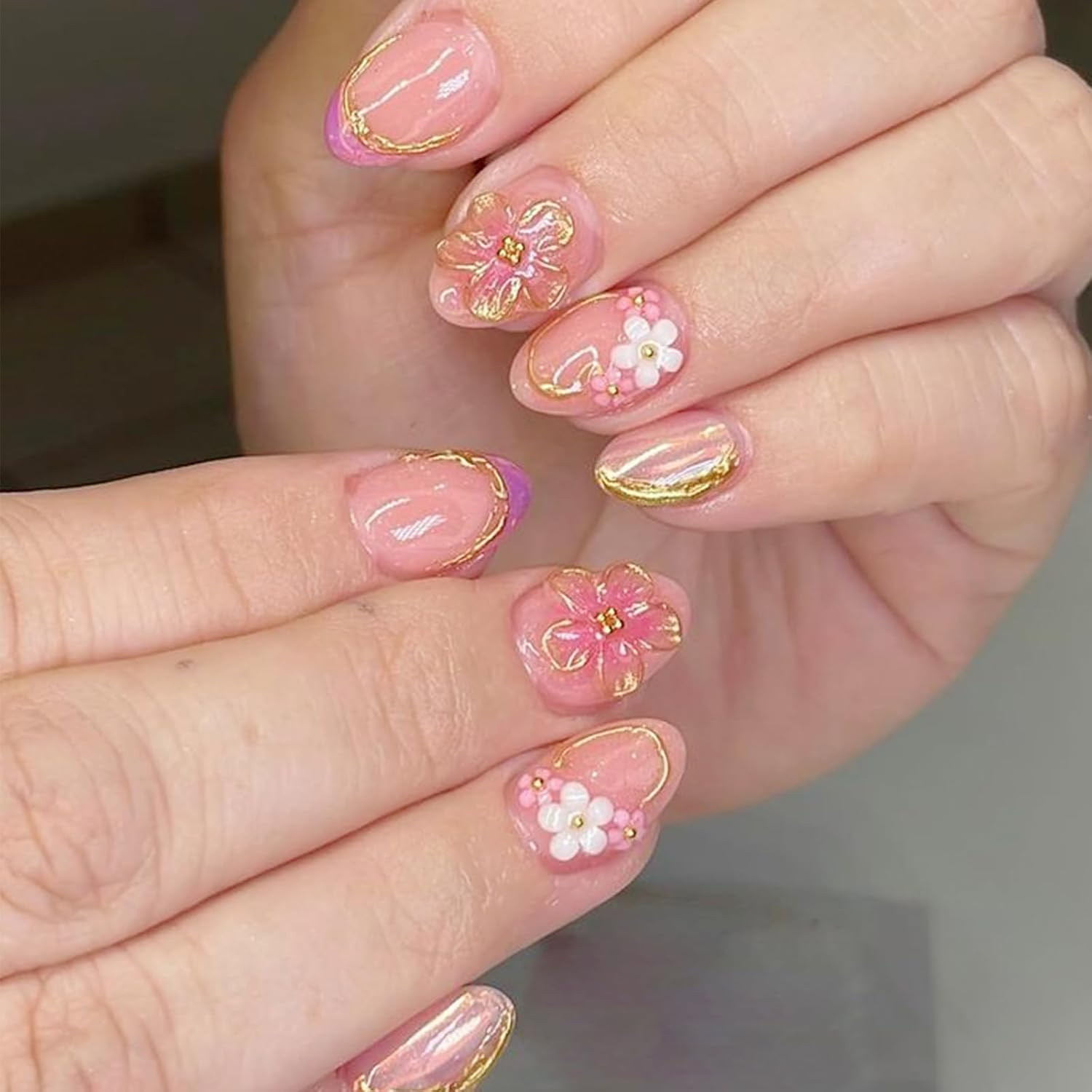 Gold Press on Nails Short Square Nude Fake Nails with Chrome Gold Foil Leaf Desi