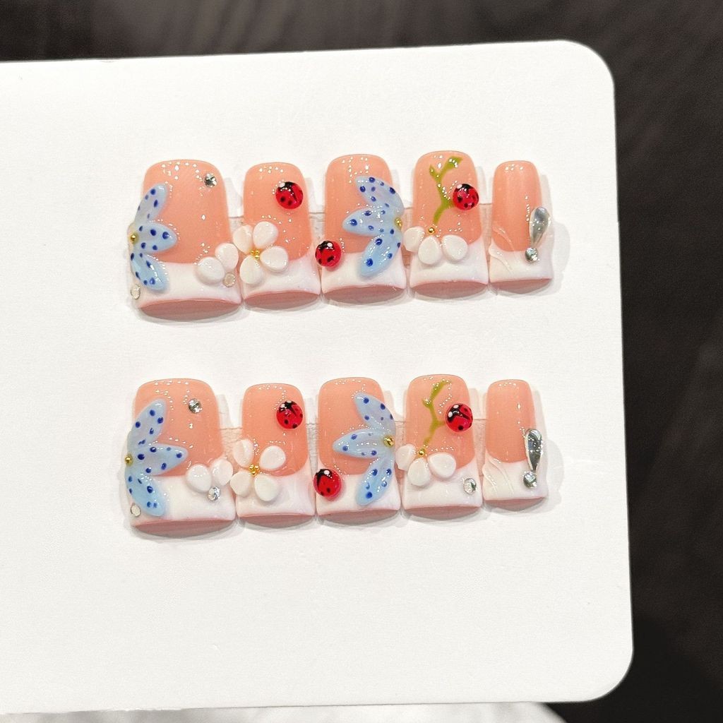 Handmade Fake Nail Summer Gentle Nude 3D Flower Insect Diamond Press On Nail