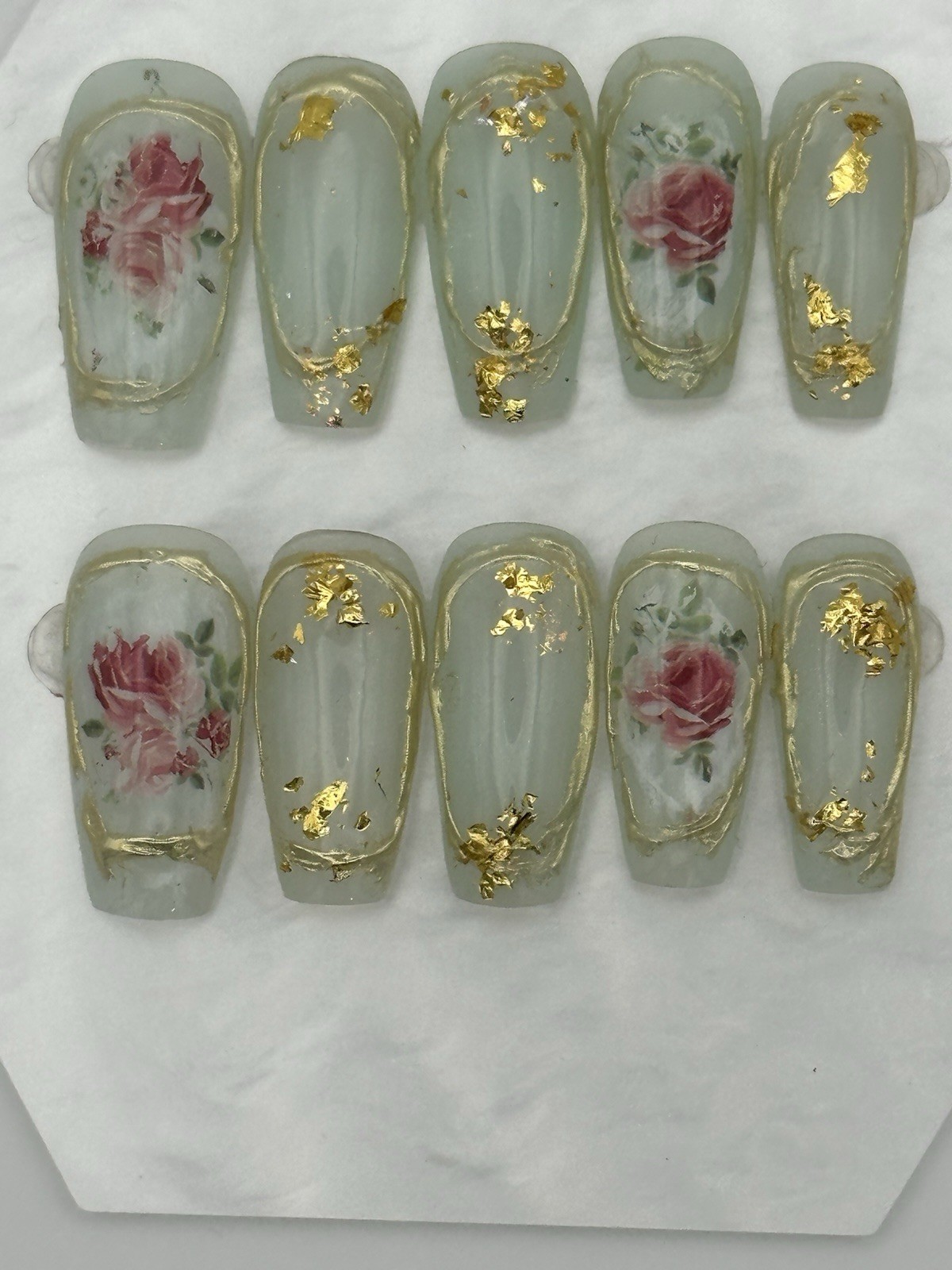 Handmade Gel Press On Nails “Rose & Gold” Sz Xs #0684