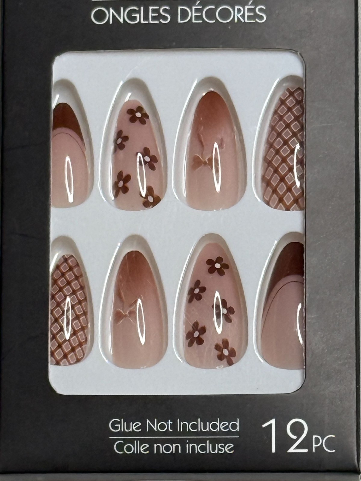 Ladybird Fashion Nails Press On False Nails Nude Brown Floral Plaid 12 Pc