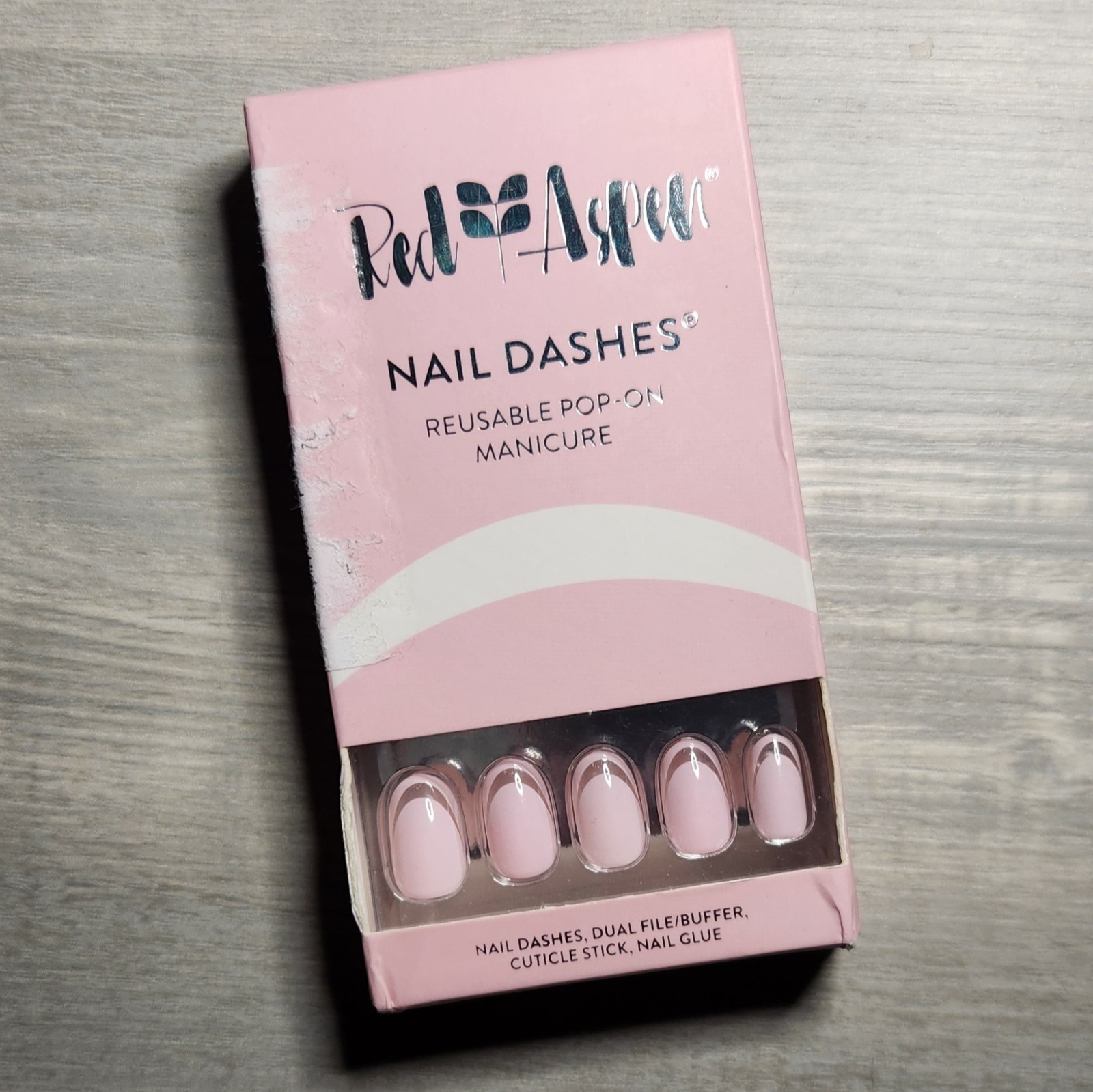 Press On Nails Cutting Edge, Stacey Fall Winter Holiday Christmas Red Aspen