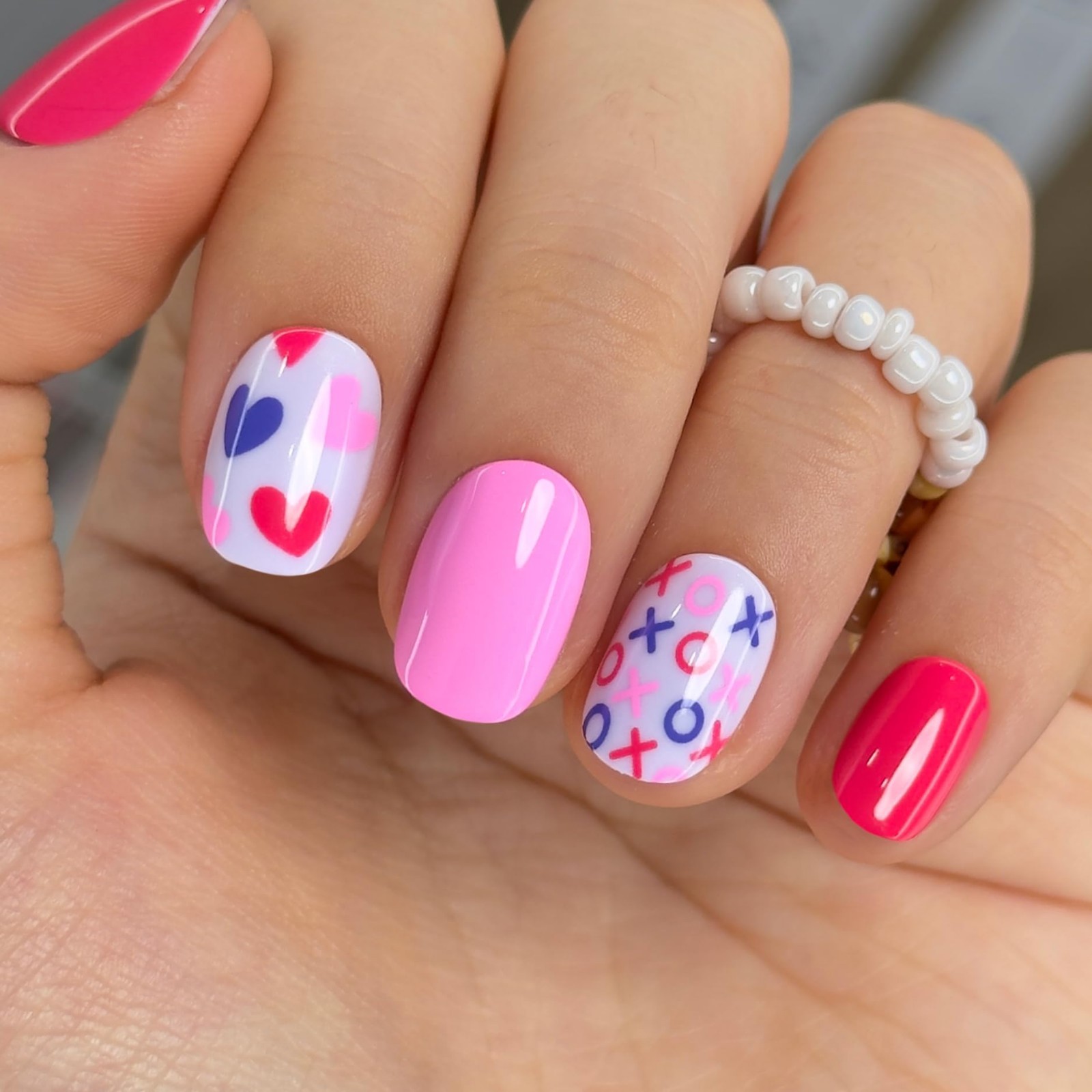 Extra Short Square Press On Nails – Pink Valentine Hearts, Glossy Love Kisses, L