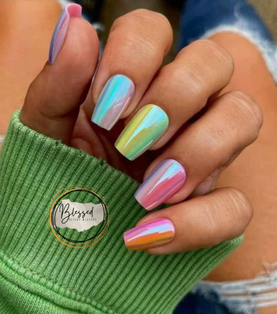 Red Aspen Press On Nails Besties, Alvina Medium Coffin Multicolor Holographic