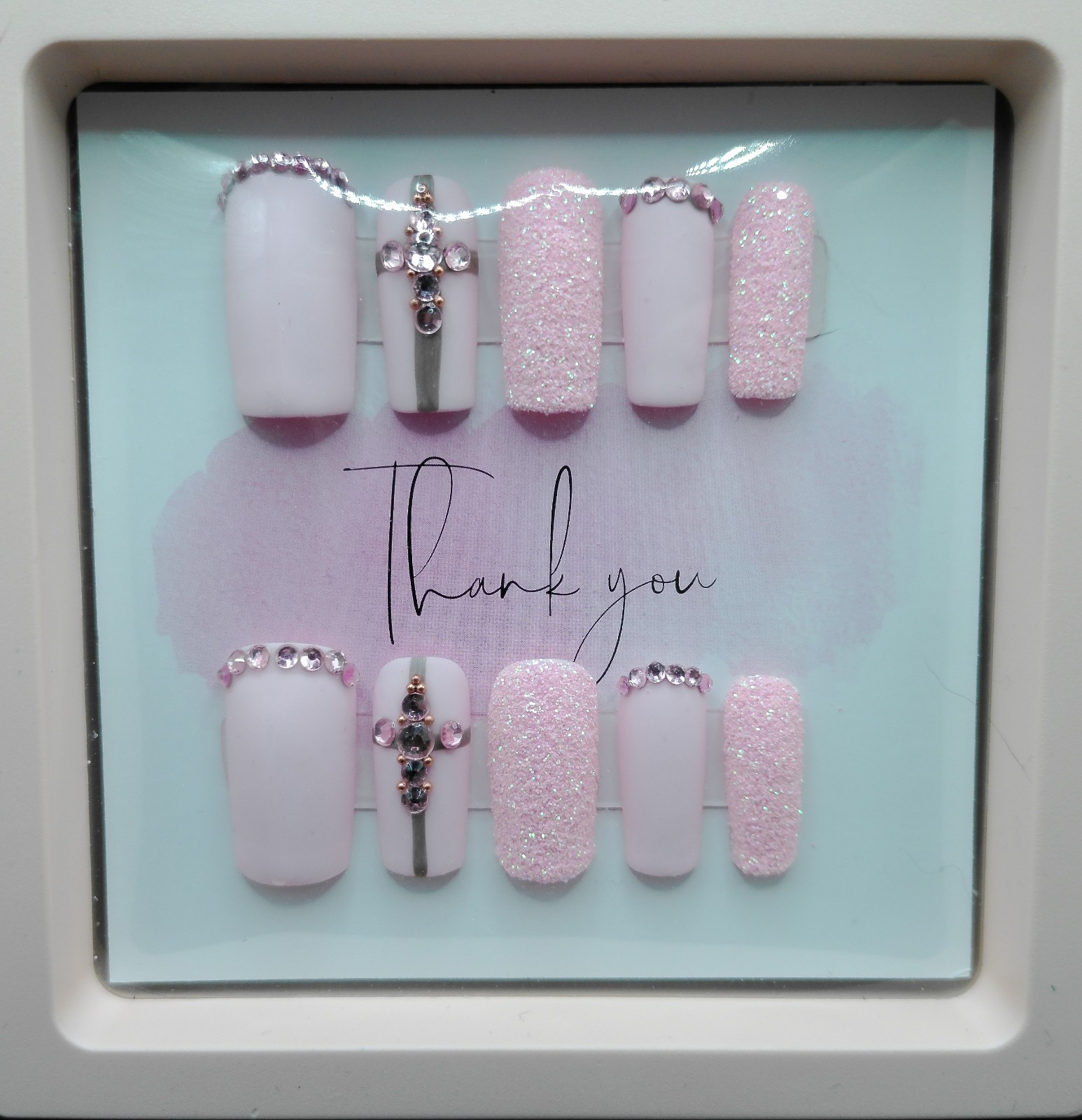 Square Medium-Long Creamy Pink and Glitter Press-on Nails – Medium Sizes