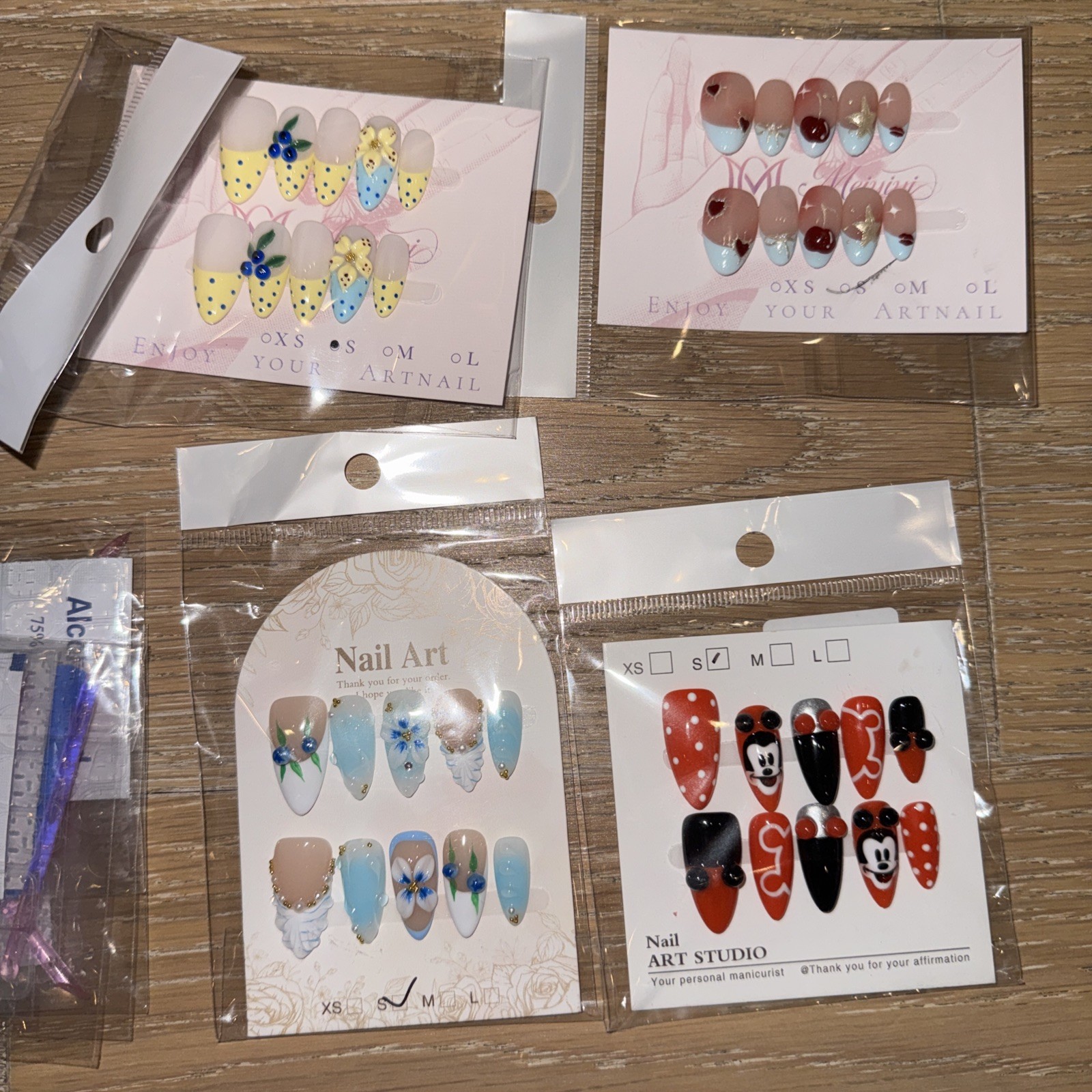 3D Press on Nails Bundle of 4 Nail Art Size Small New Designed
