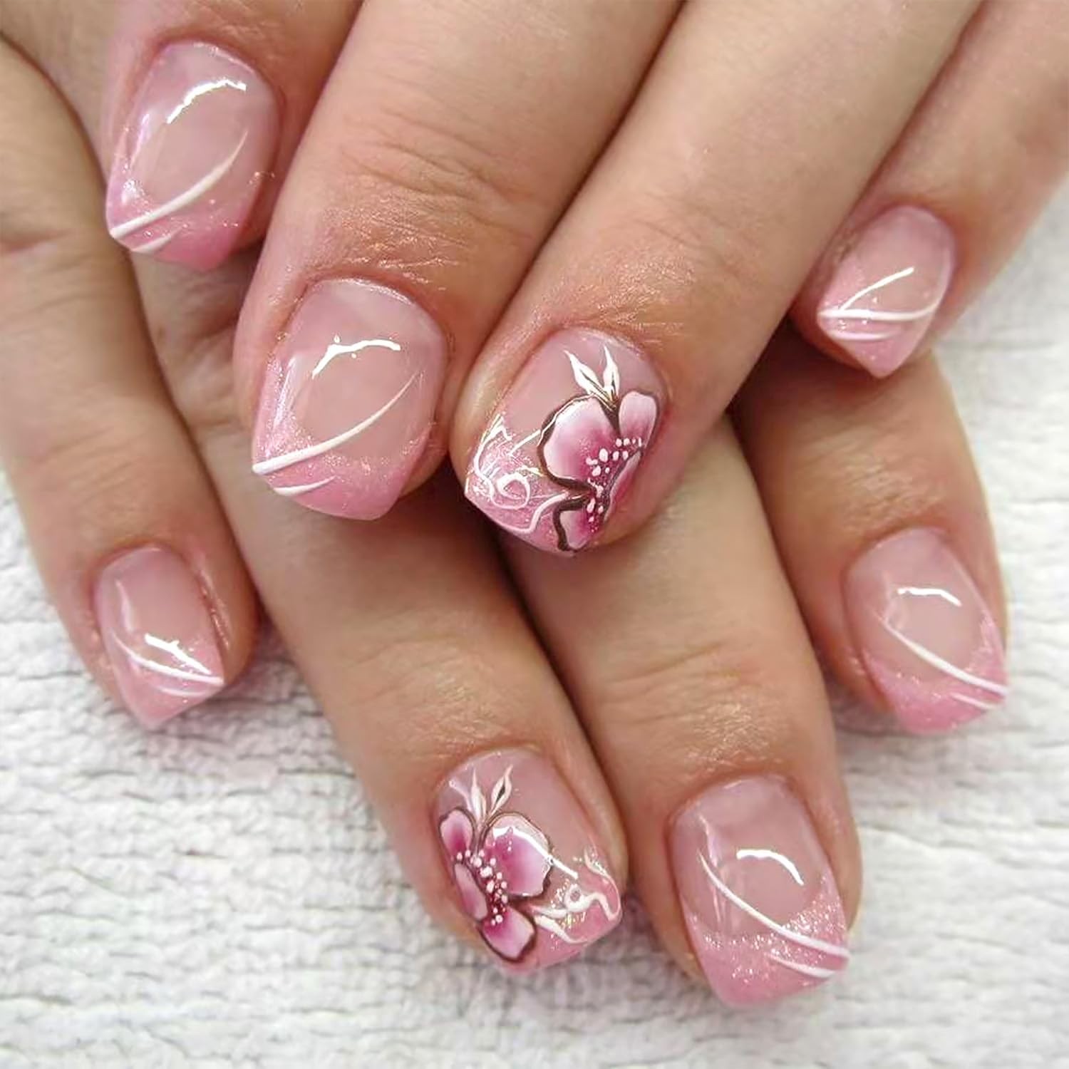 24Pcs French Tip Press on Nails Short Square Flower Fake Nails Pink False Nai…