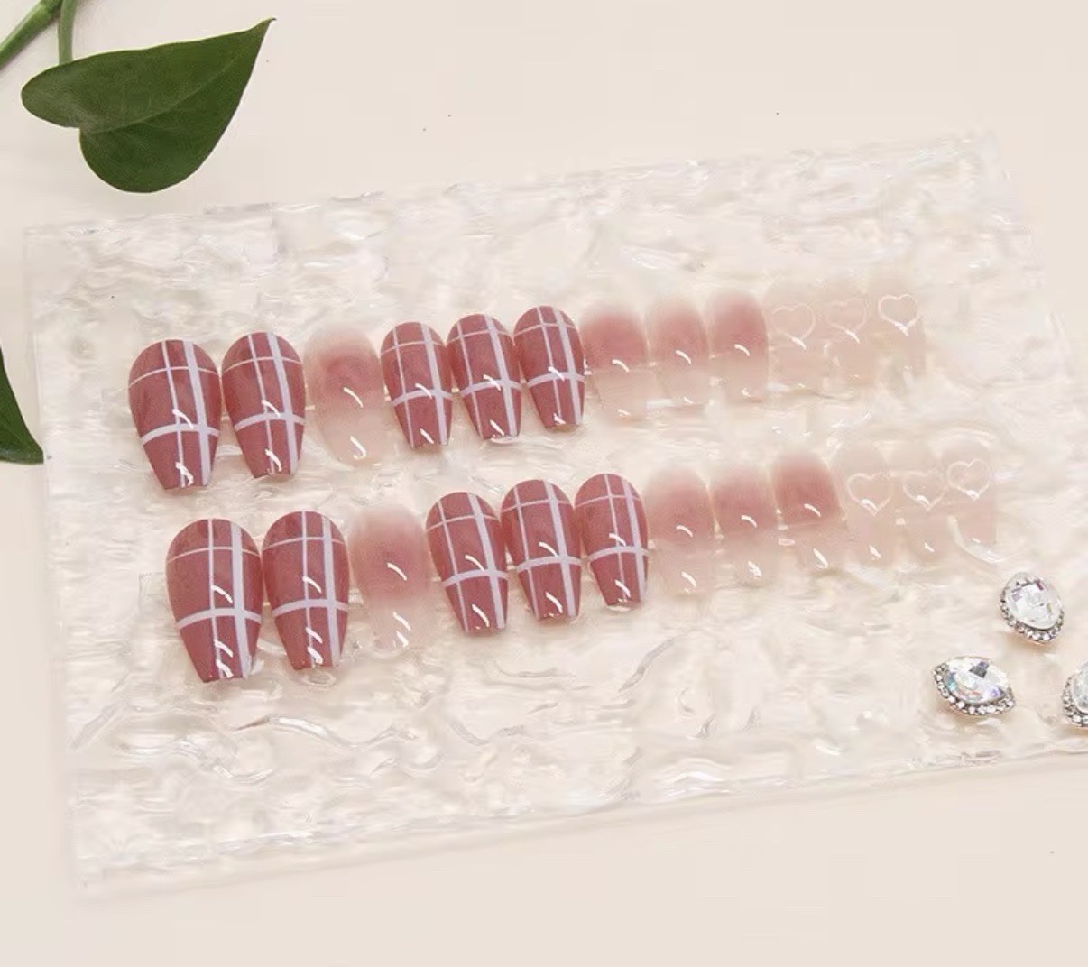 Trendy Pink Press On Nails 24 Piece Set Glossy Nails