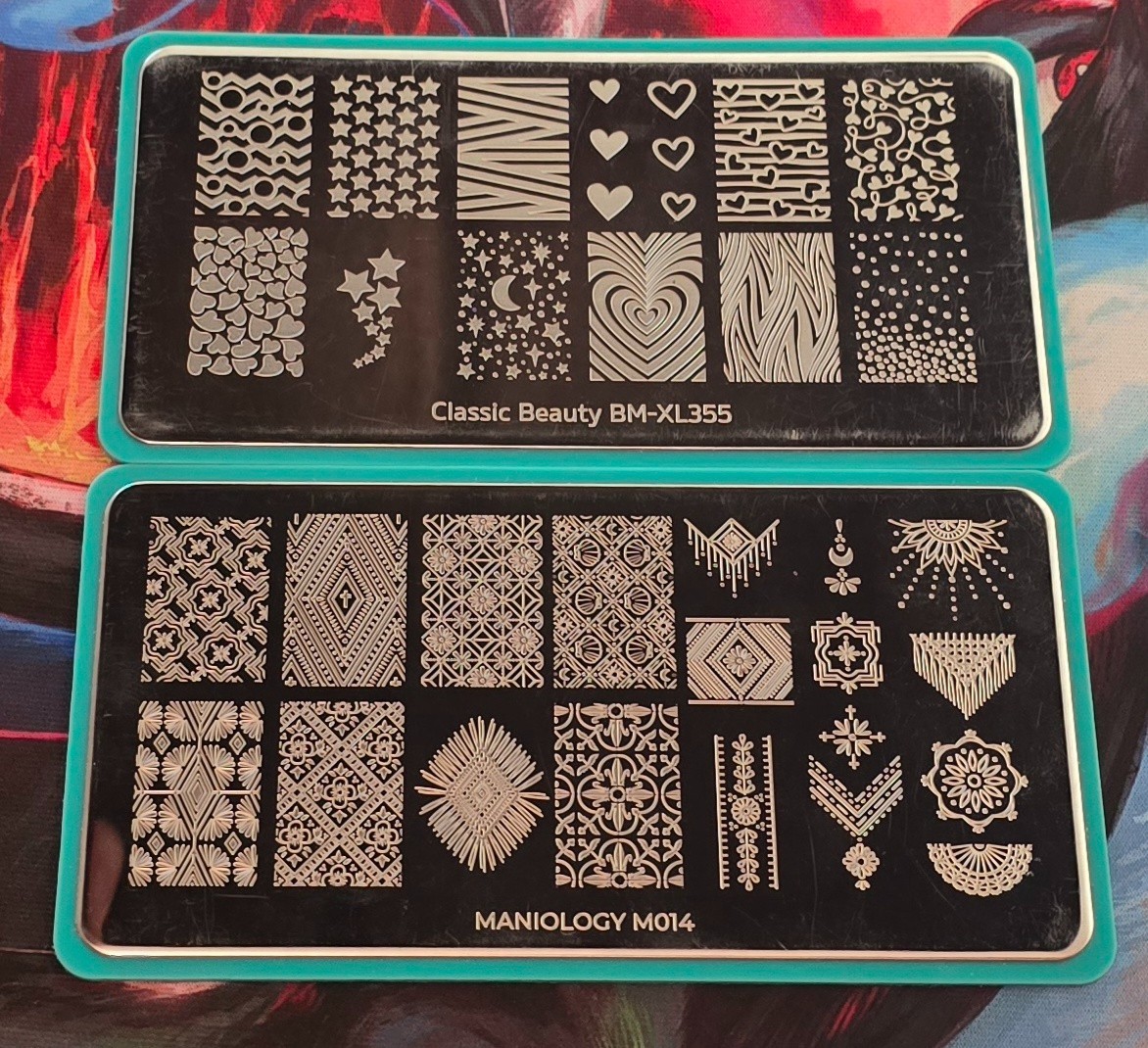 Maniology 14 Plate Lot