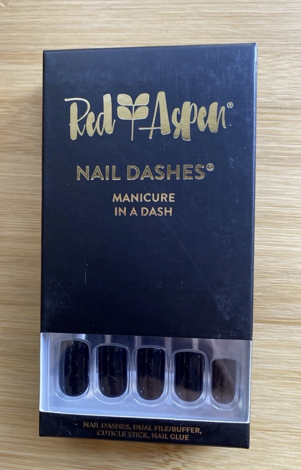Red Aspen Press On Nail Dashes Anna’s Black Tie Affair Medium Square NIB