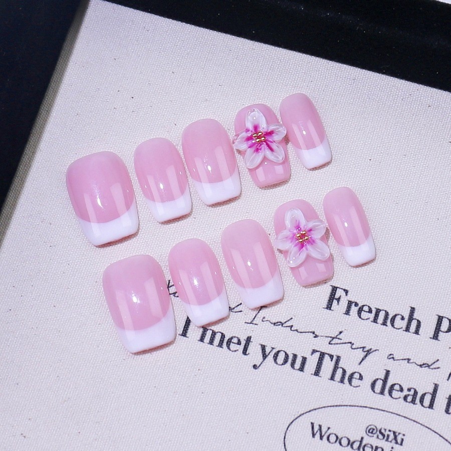 10pcs Luxury French Press on Nails 3D Carved Medium Square Fake Tips