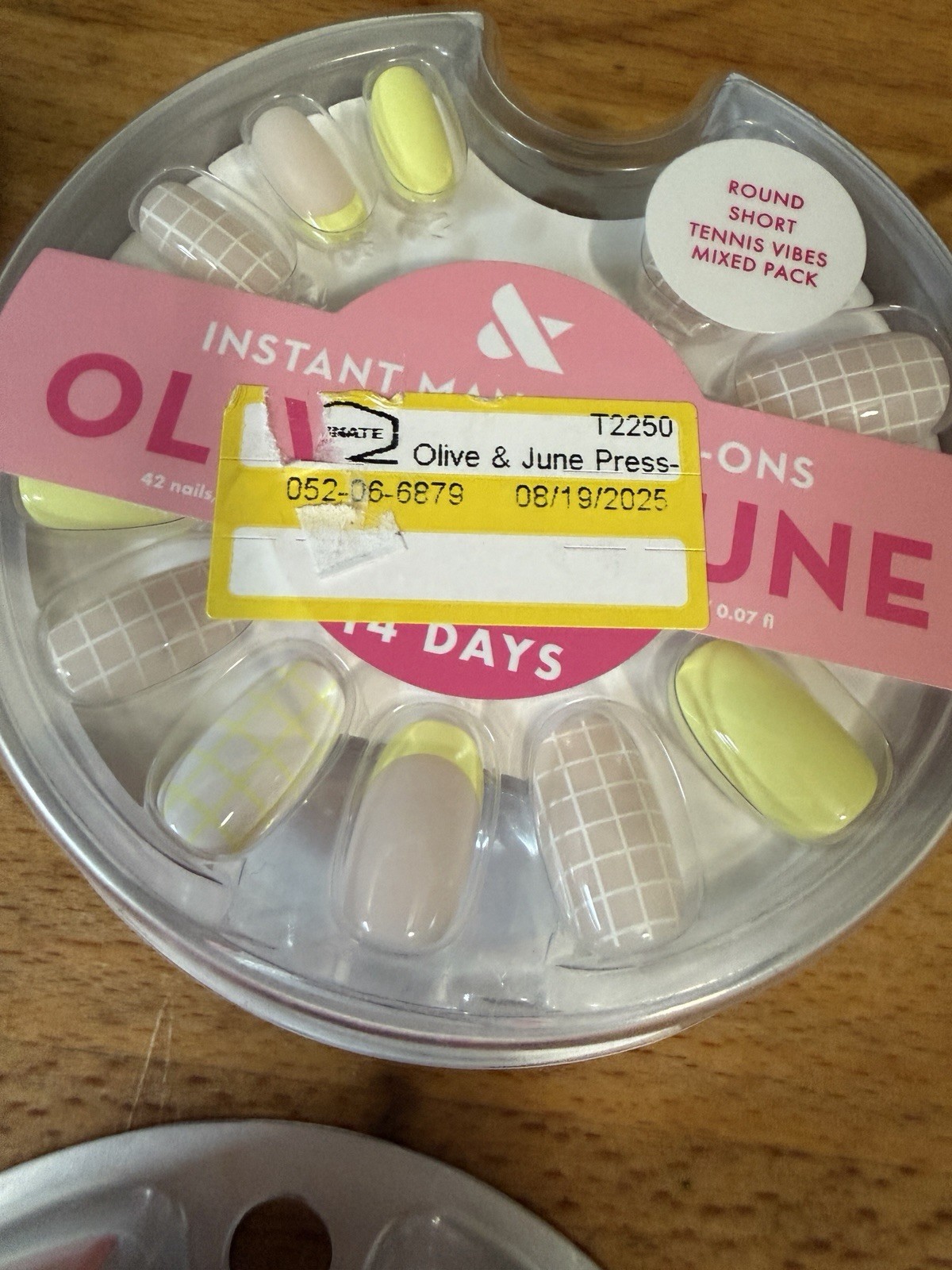 Lot of 6 Olive and June The Instant Mani Press On Nails Assorted Styles