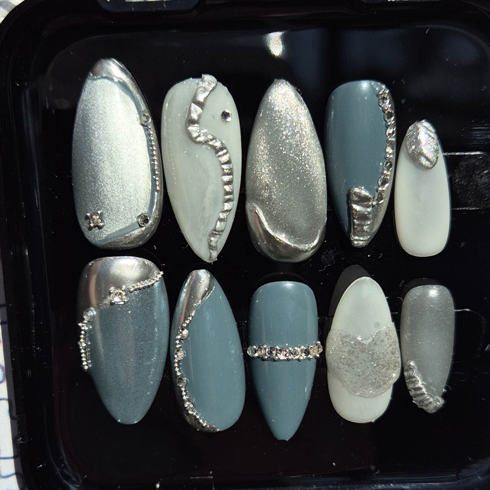 Nikki N Her Nails Silver Gray White 3D Glitter Almond Press-On Nails Pre-Design…