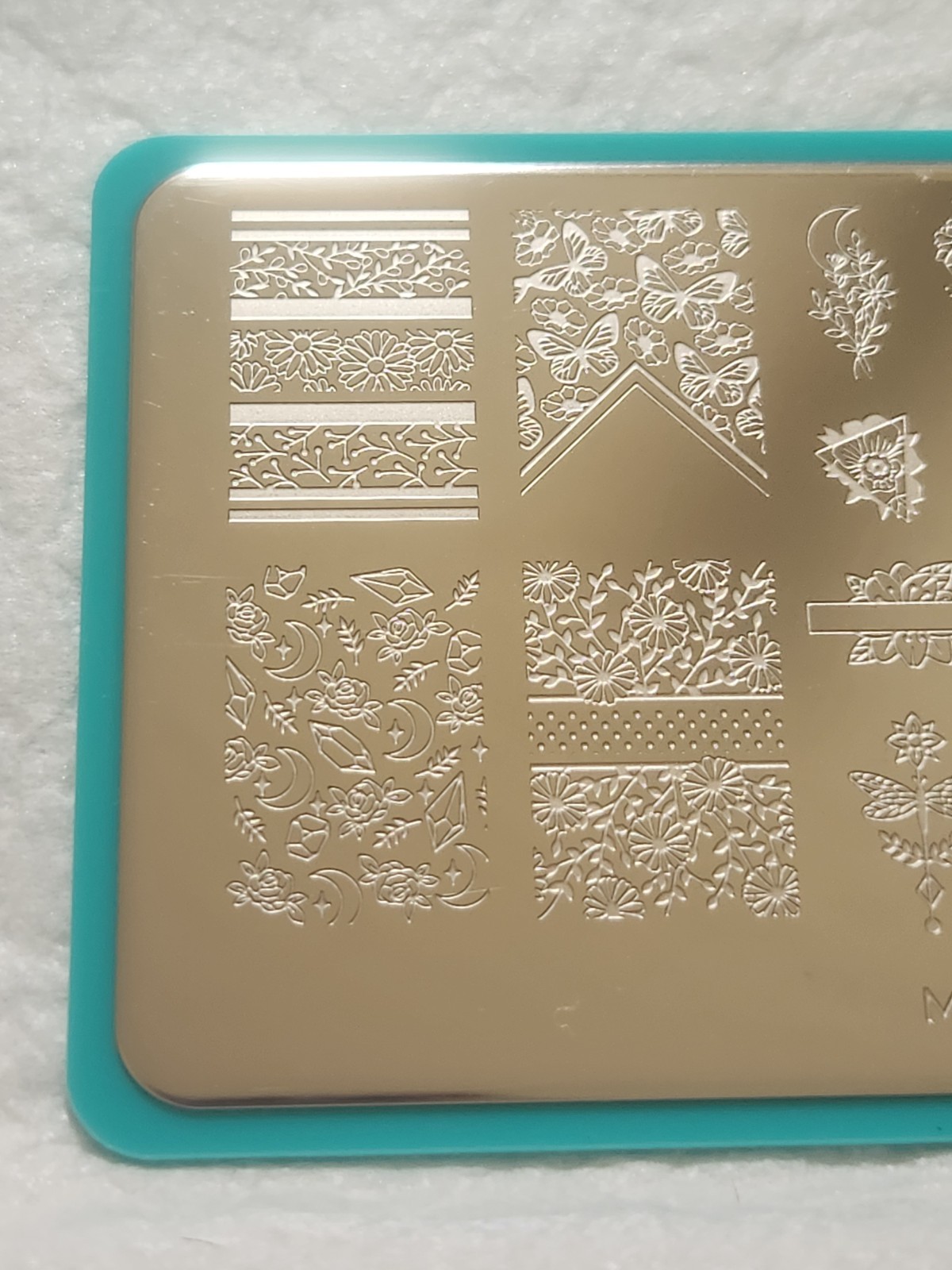 Maniology x Me Nail Stamping Plate Set – MXM025 & MXM026 – Nature Inspired Image