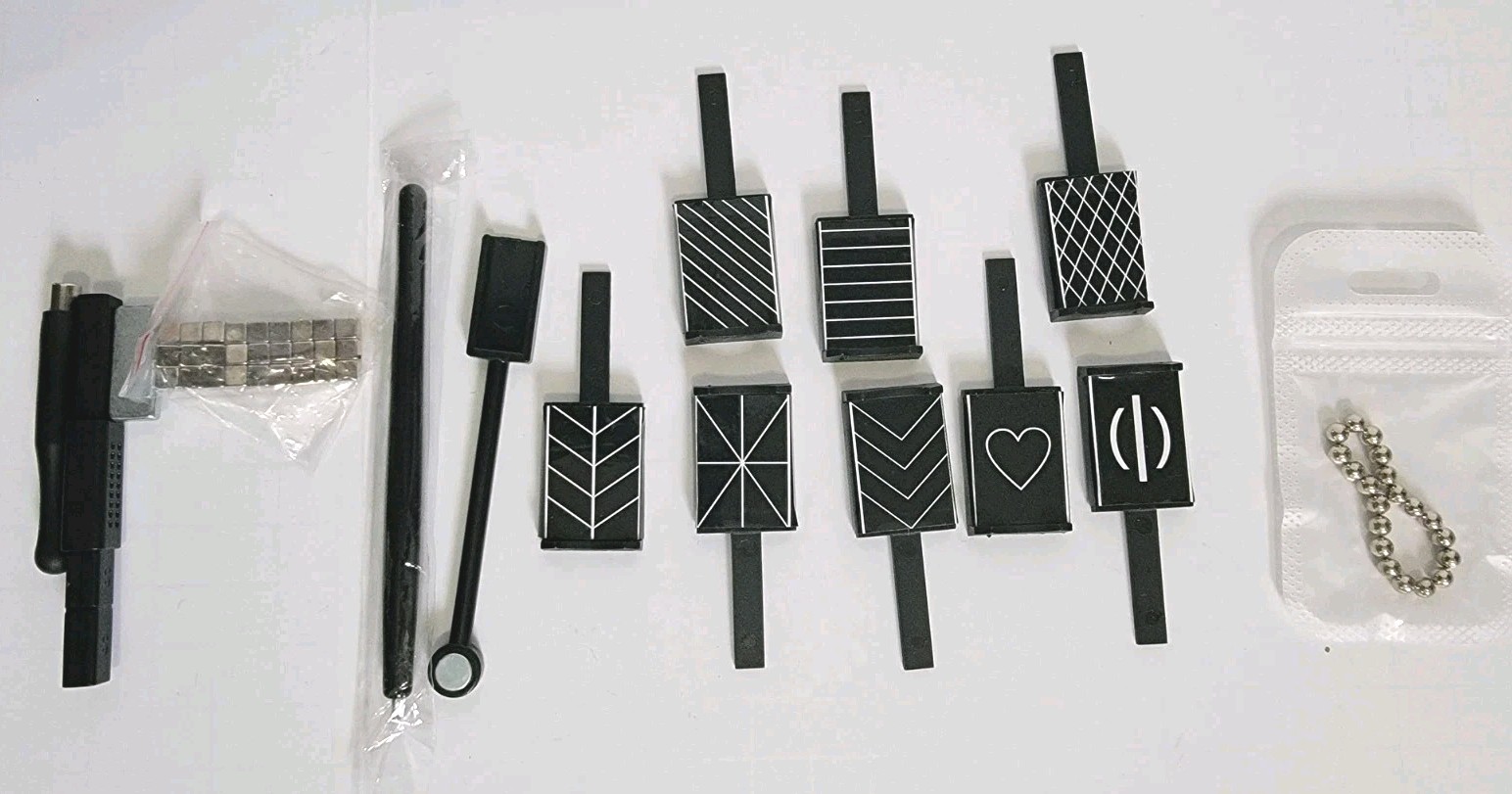 8pcs/set Magnet Magnetic Stick Pens Cat Eye Gel Polish UV LED Nail Art Manicure