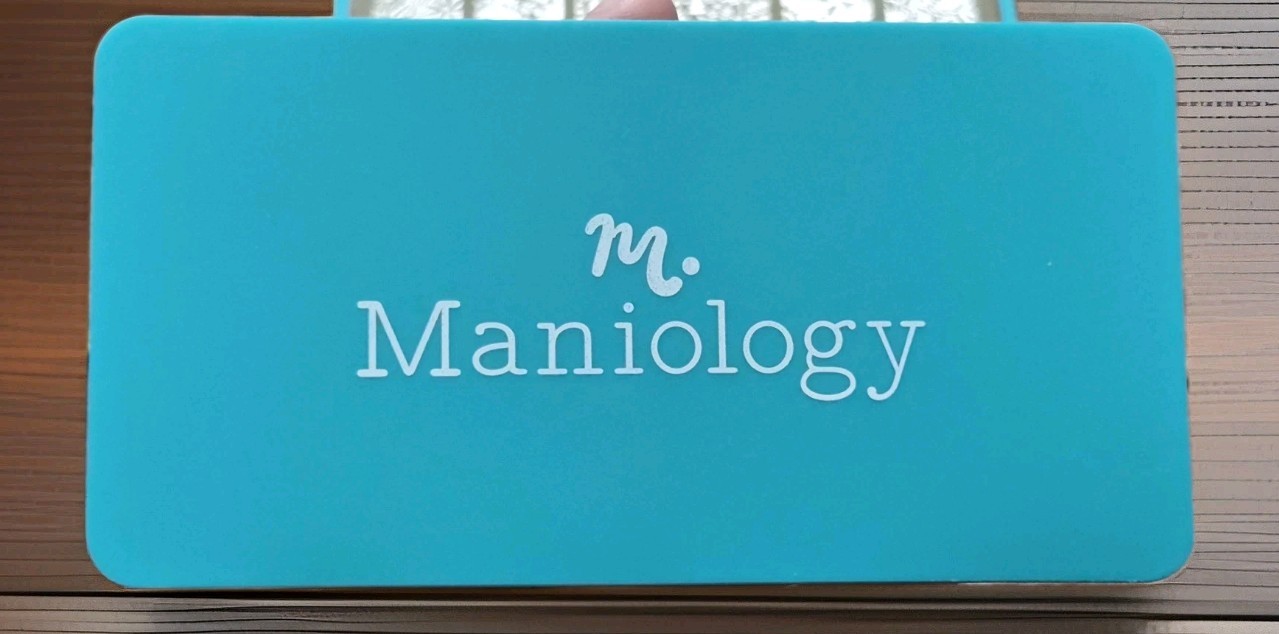 HTF Maniology Nail Stamping Plates Lot M256 Fall Harvest M269 Linen Retired