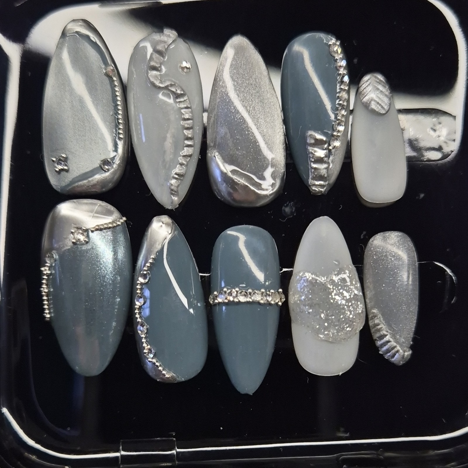 Nikki N Her Nails Silver Gray White 3D Glitter Almond Press-On Nails Pre-Design…