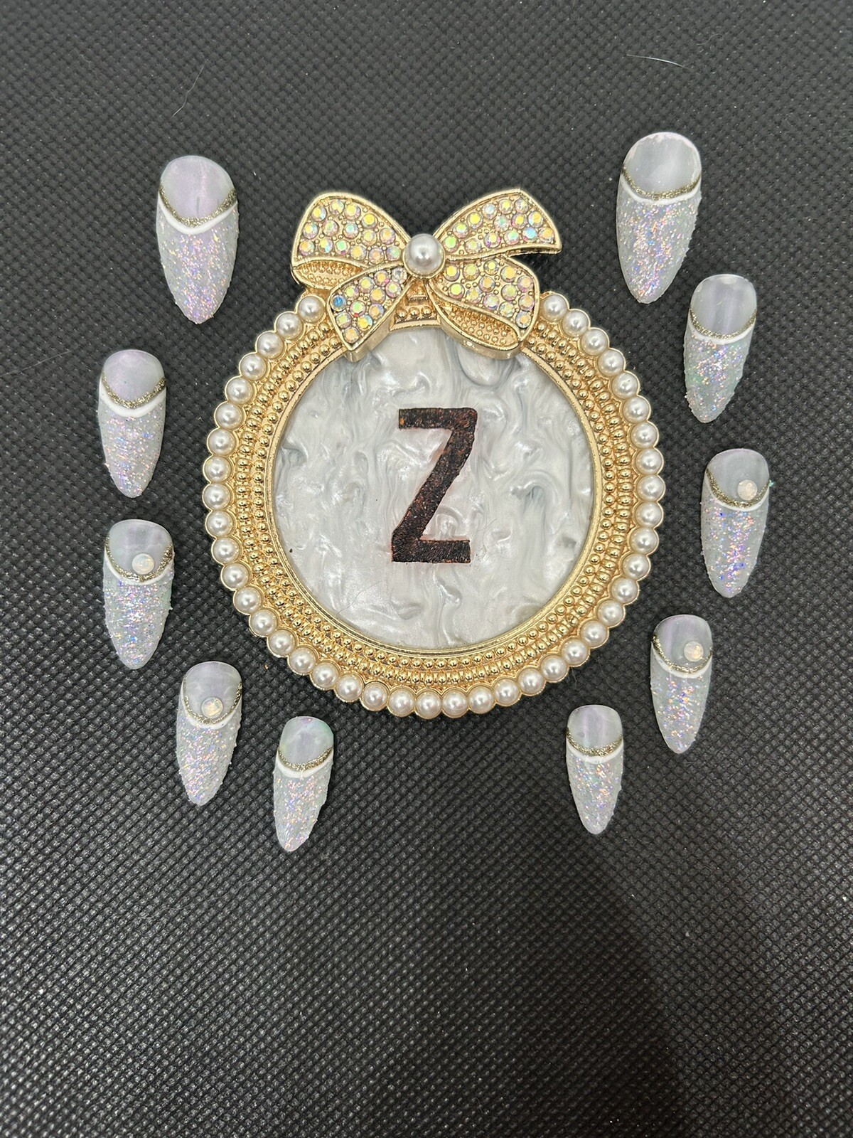 Z NAILZ! Gorgeous Handmade M Almond White W/Bling Press On Nails