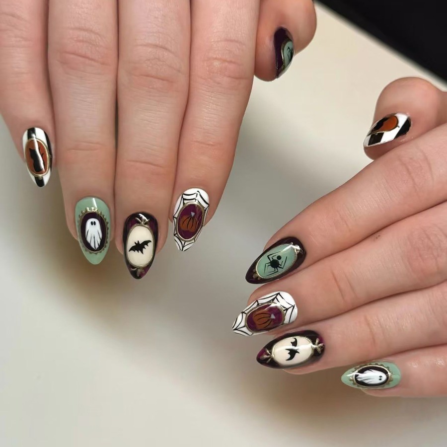 60Pcs-Medium Almond Vintage Halloween Ghost Bat Spider Pumpkin Press on Nails