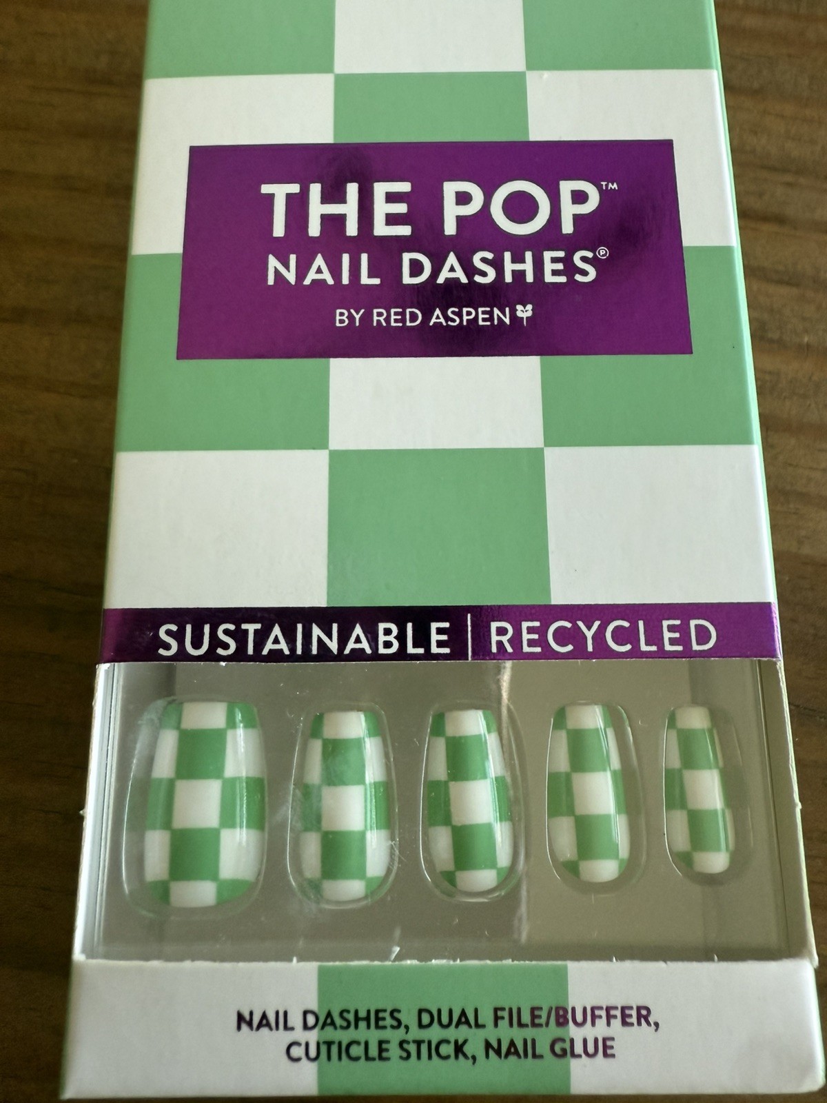 NIB- Red Aspen Nail Dash Bundle Set- 6 Boxes- Press On nails- Medium Coffin